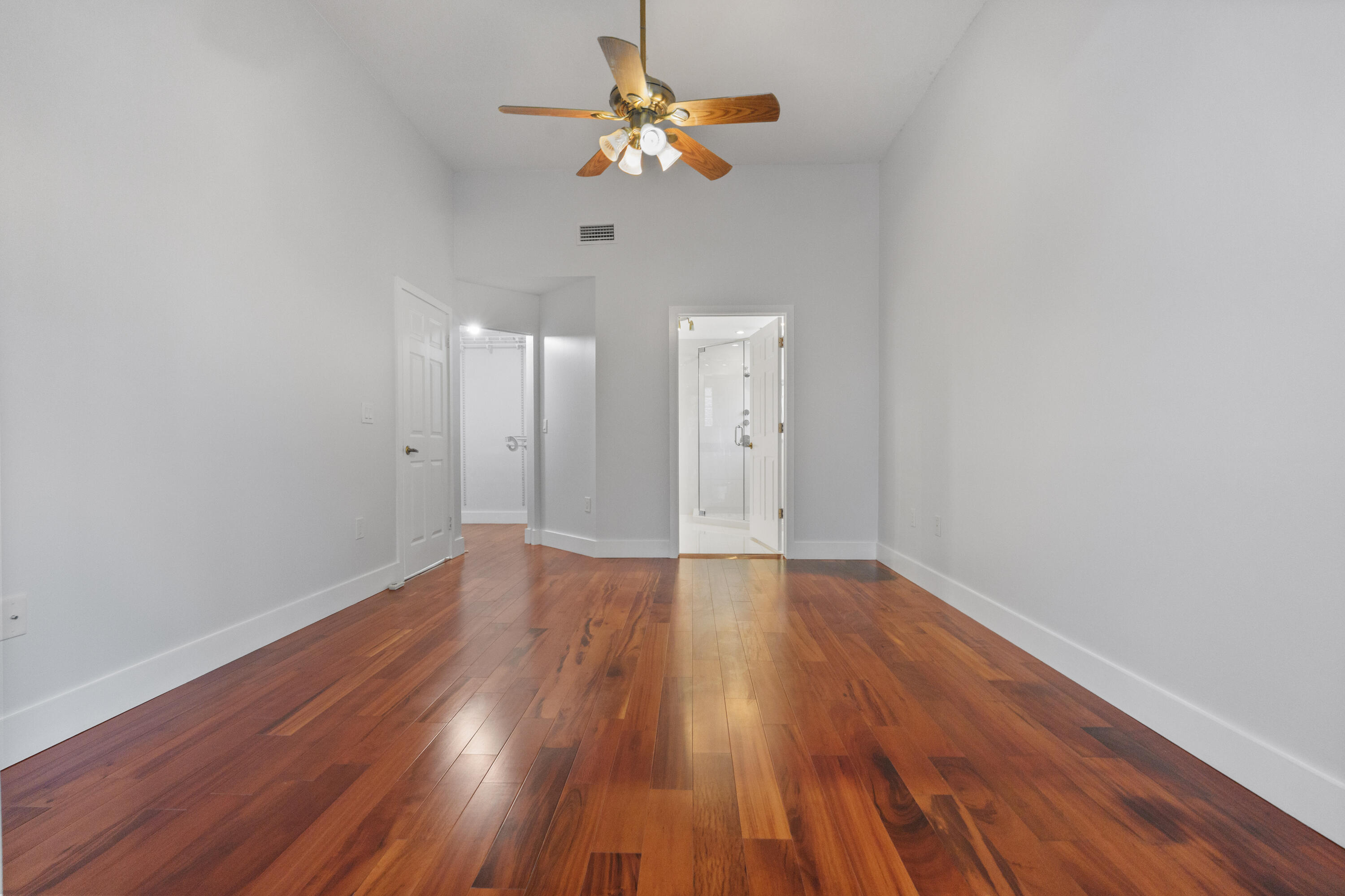 SAWGRASS PLANTATION - Residential