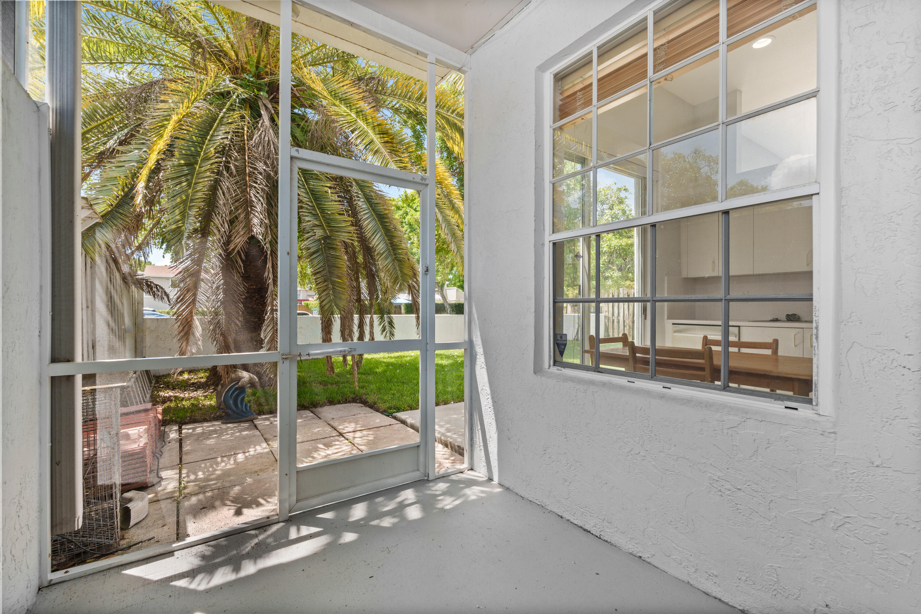 SAWGRASS PLANTATION - Residential