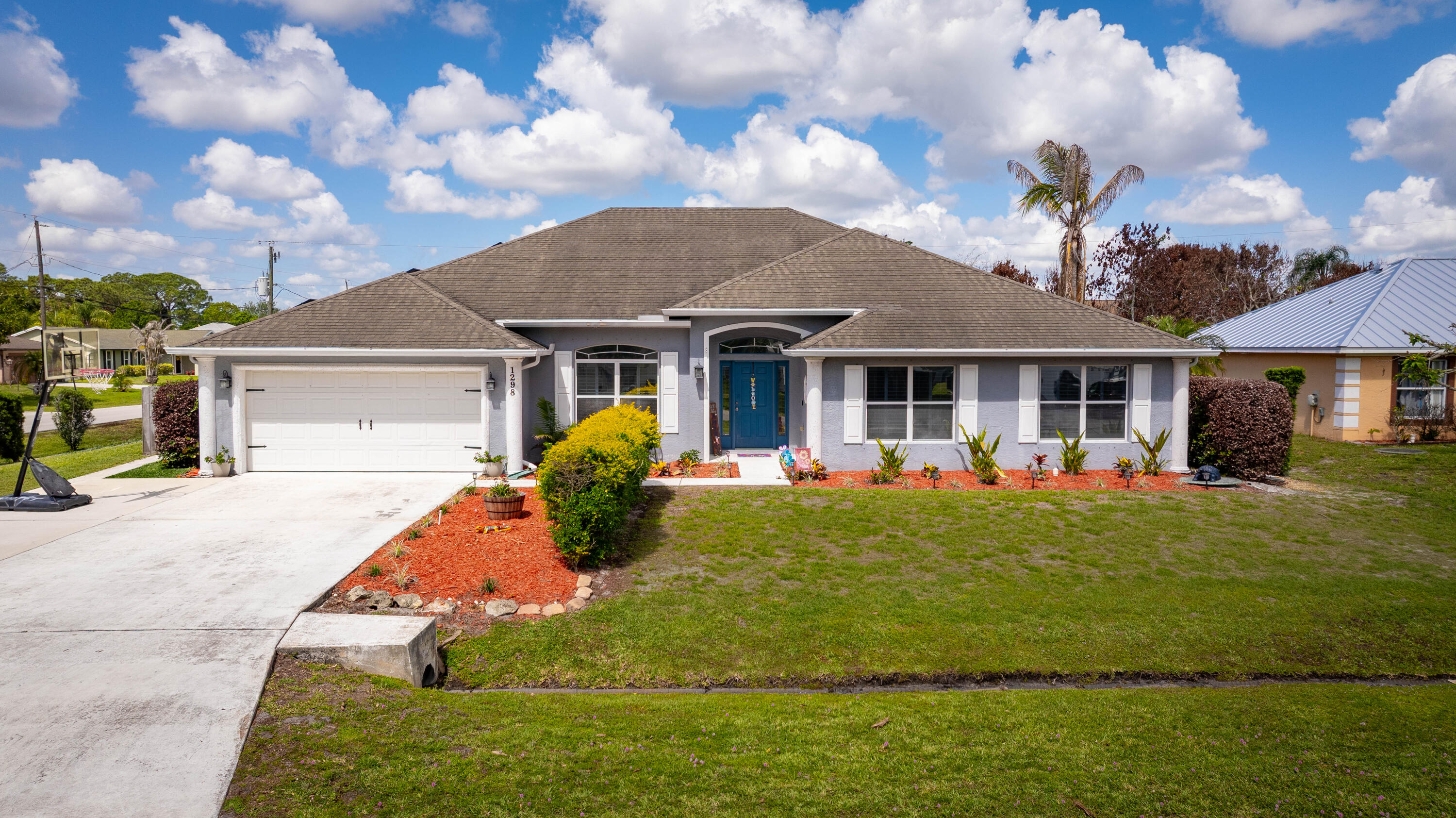 DO NOT MISS this opportunity!! NO HOA corner lot home featuring 4 bedrooms 2 and a half baths, oversized kitchen overlooking the living area, fully fenced backyard with a covered patio for entertaining and plenty of room for a pool. A separate laundry area, a family room perfect for quiet time to relax or for an office to get things done!