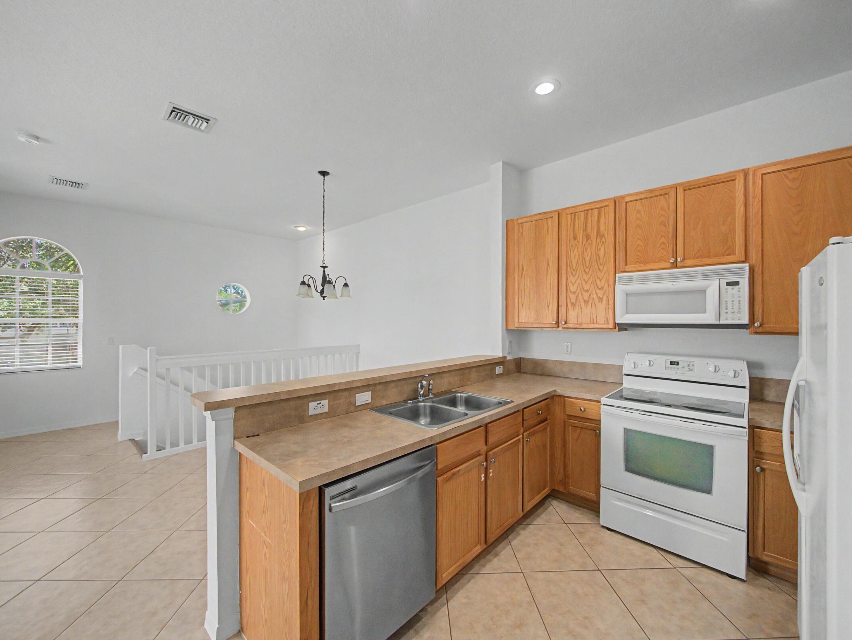 LEGENDS AT THE GARDENS CONDO - Residential