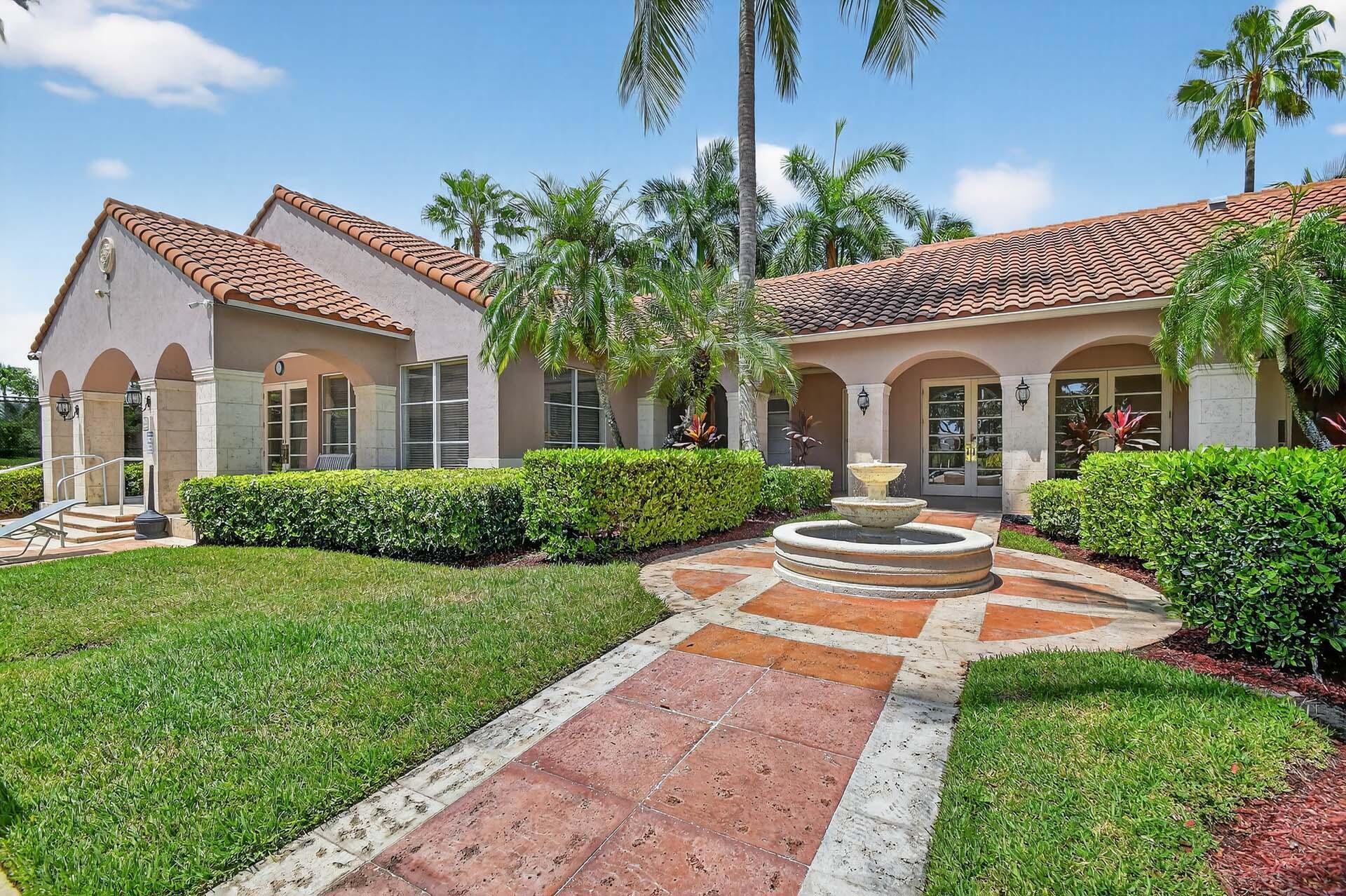 ST ANDREWS AT POLO CLUB CONDO - Residential Lease