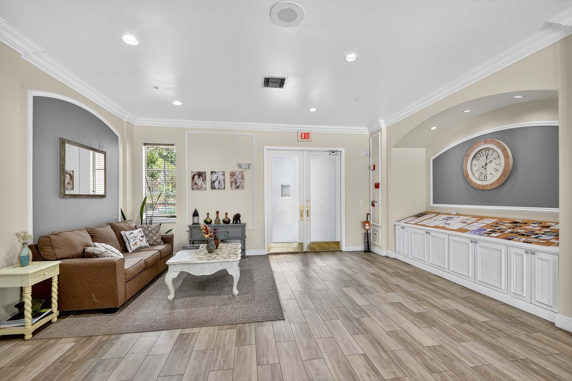 ST ANDREWS AT POLO CLUB CONDO - Residential Lease