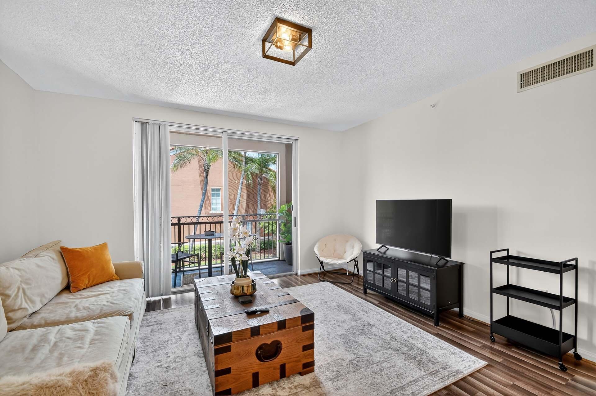 ST ANDREWS AT POLO CLUB CONDO - Residential Lease