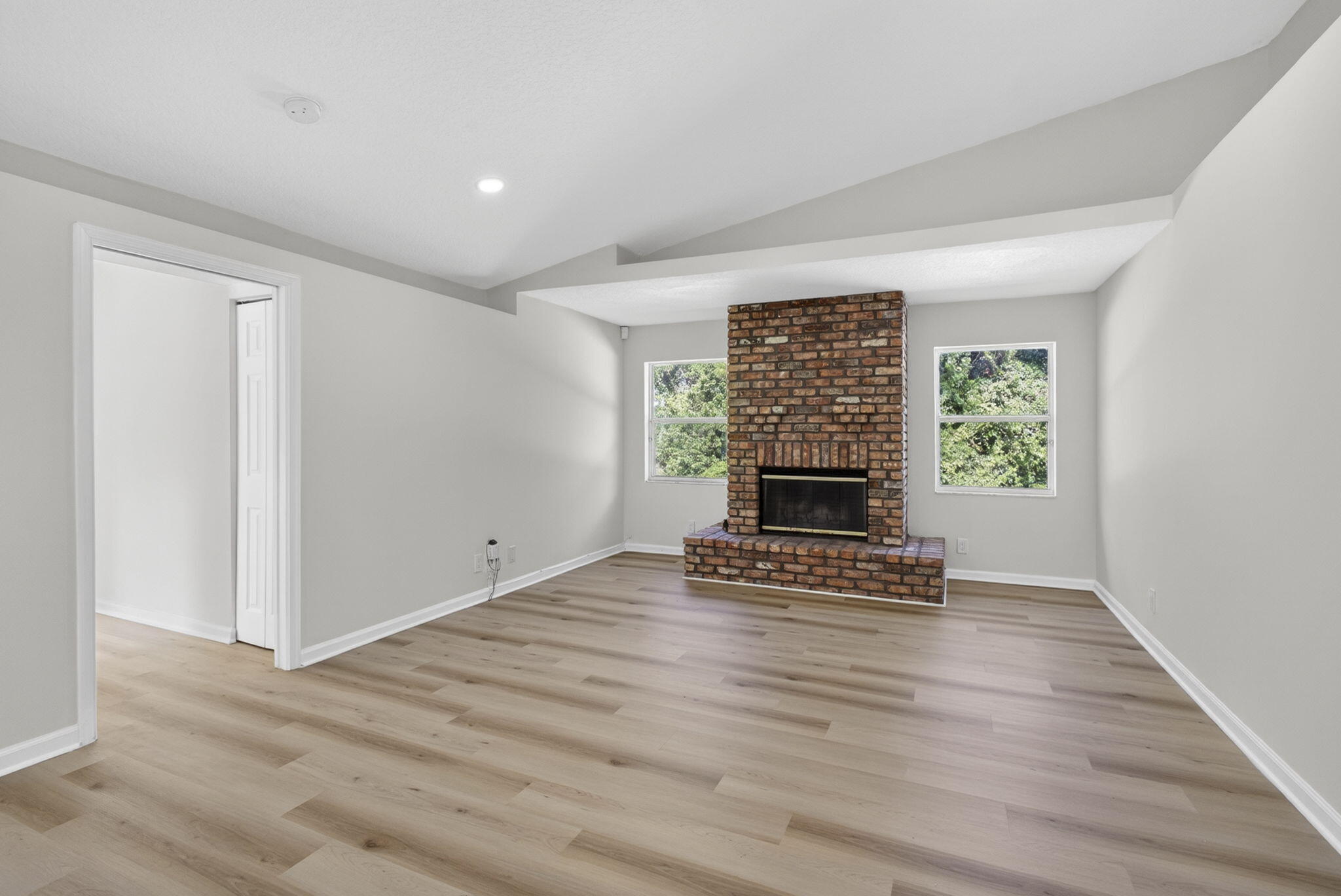 Royal Palm Bch Acreage Sec 25 - Residential