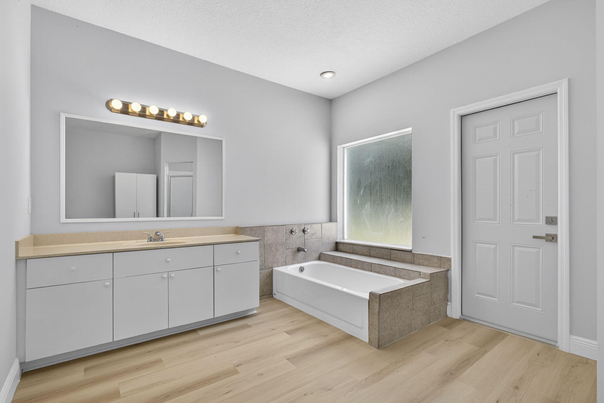 Royal Palm Bch Acreage Sec 25 - Residential