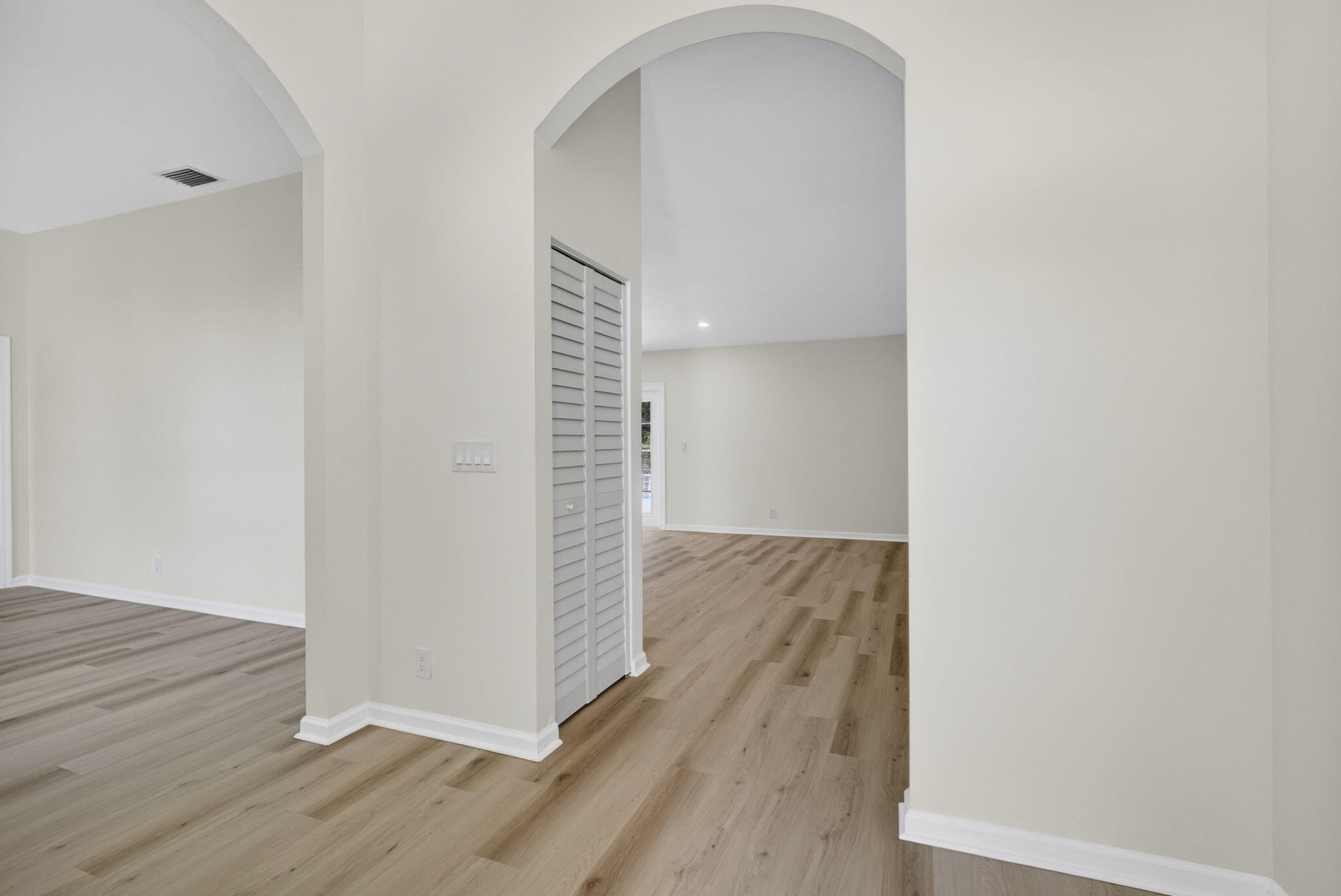 Royal Palm Bch Acreage Sec 25 - Residential
