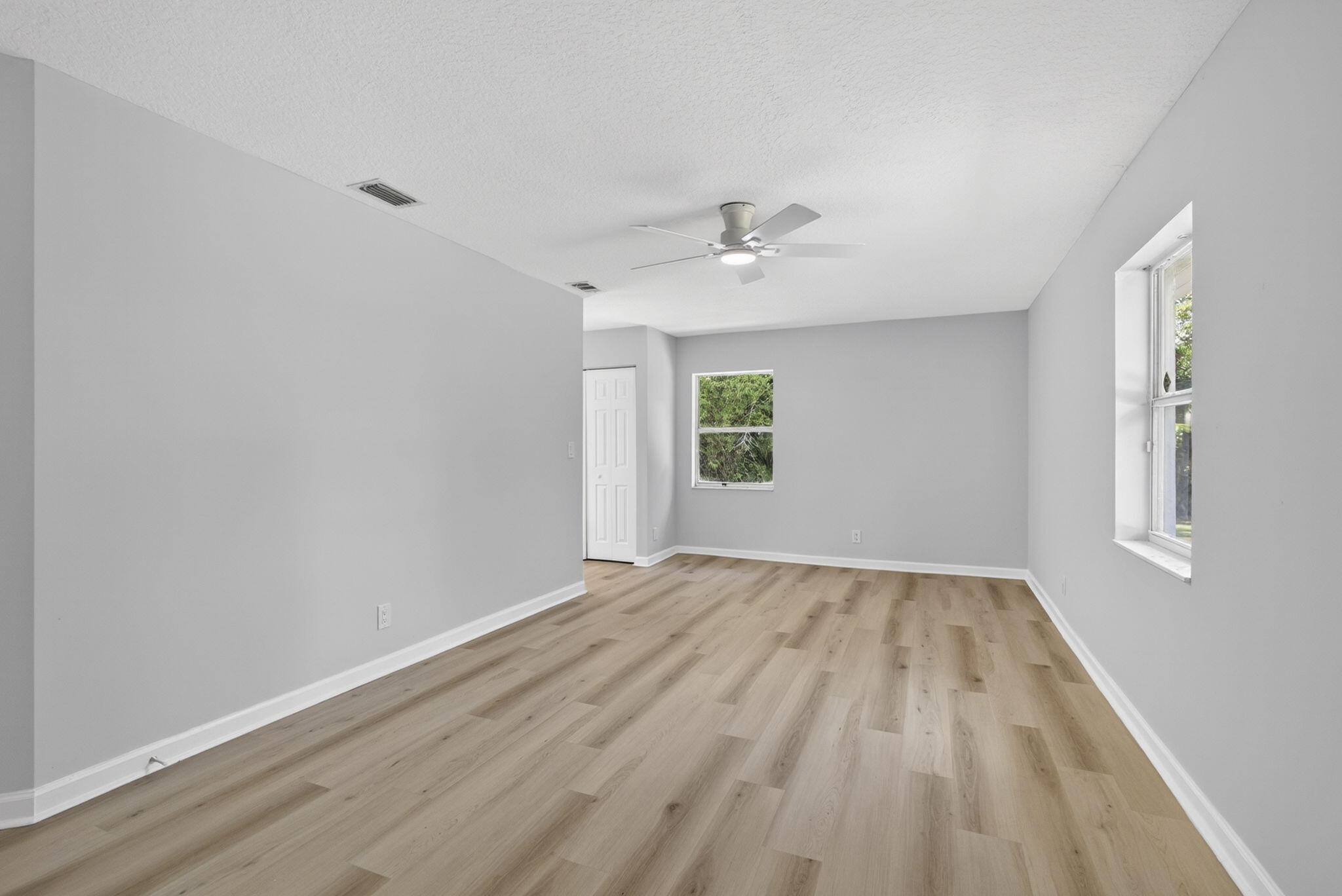 Royal Palm Bch Acreage Sec 25 - Residential