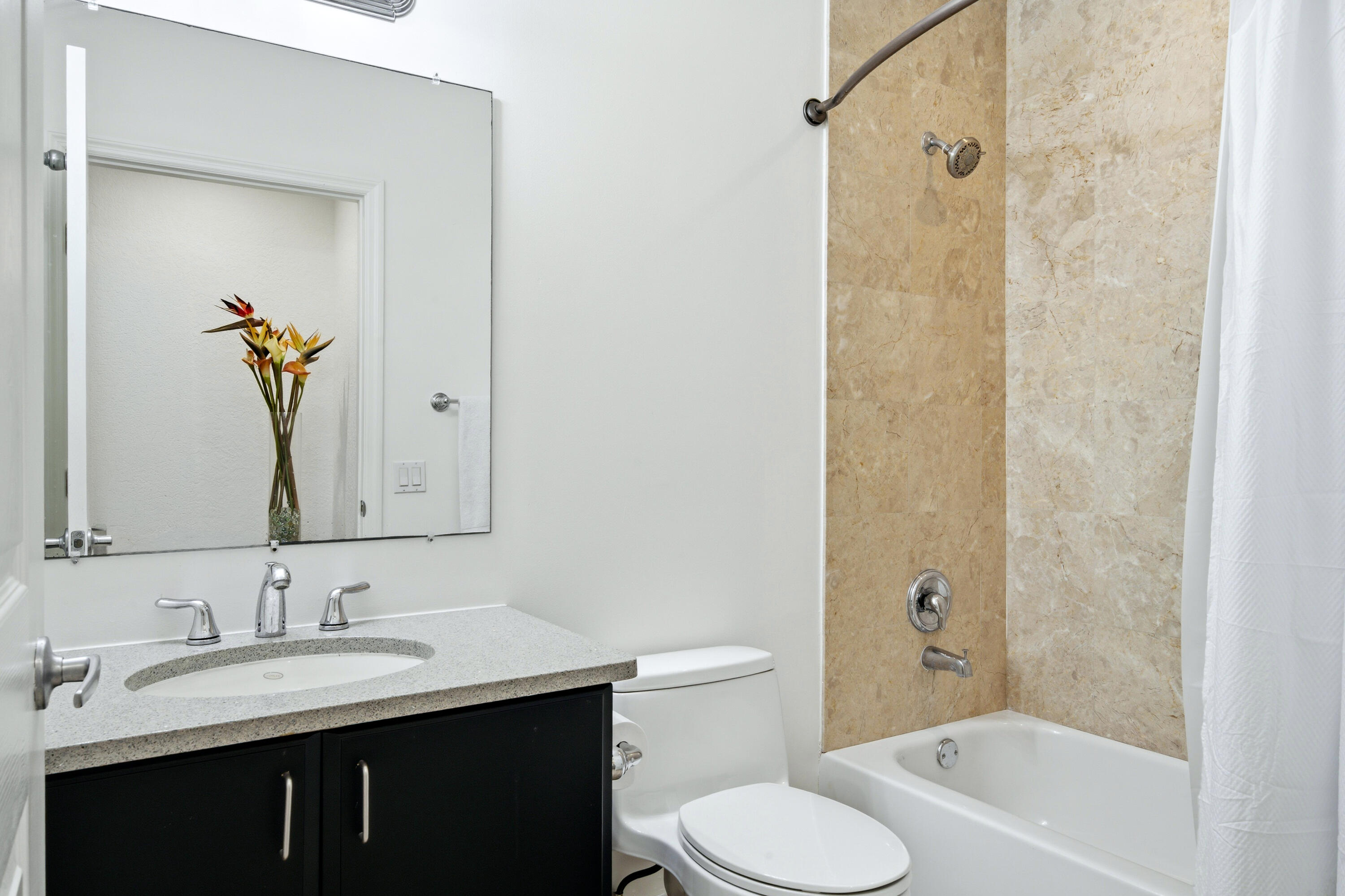 PARK PLACE CONDO - Residential Lease