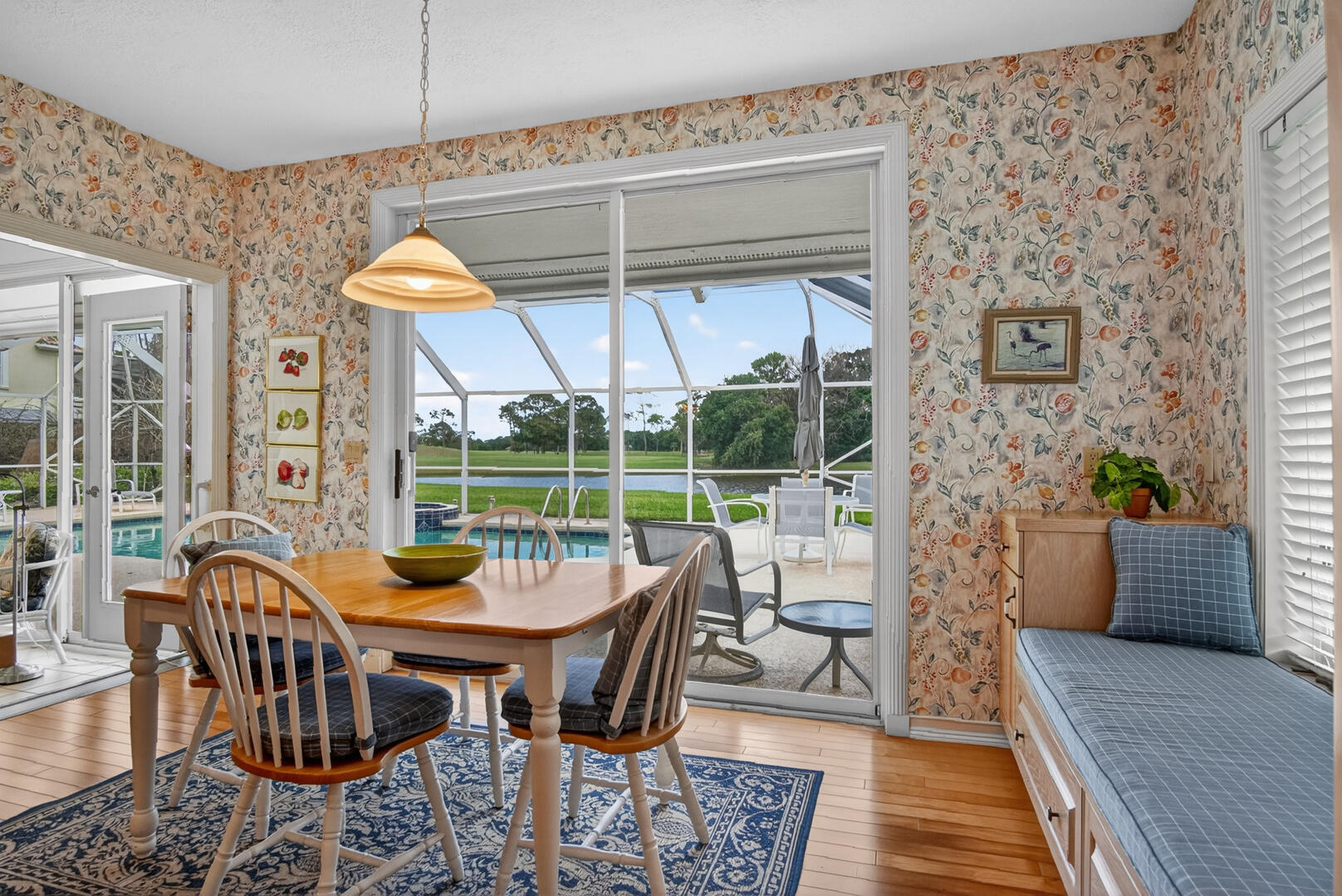 RESERVE CREEK - Residential