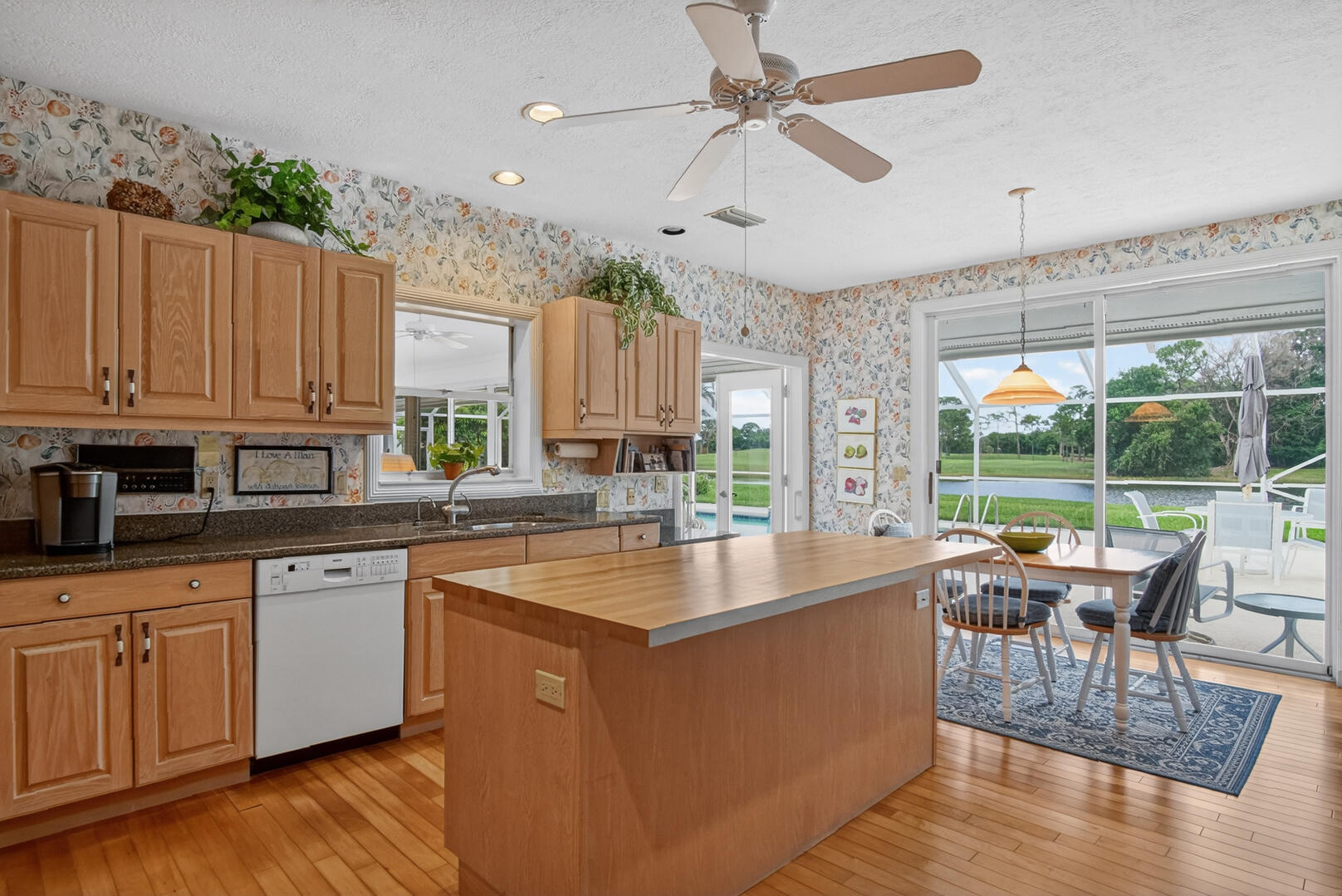RESERVE CREEK - Residential