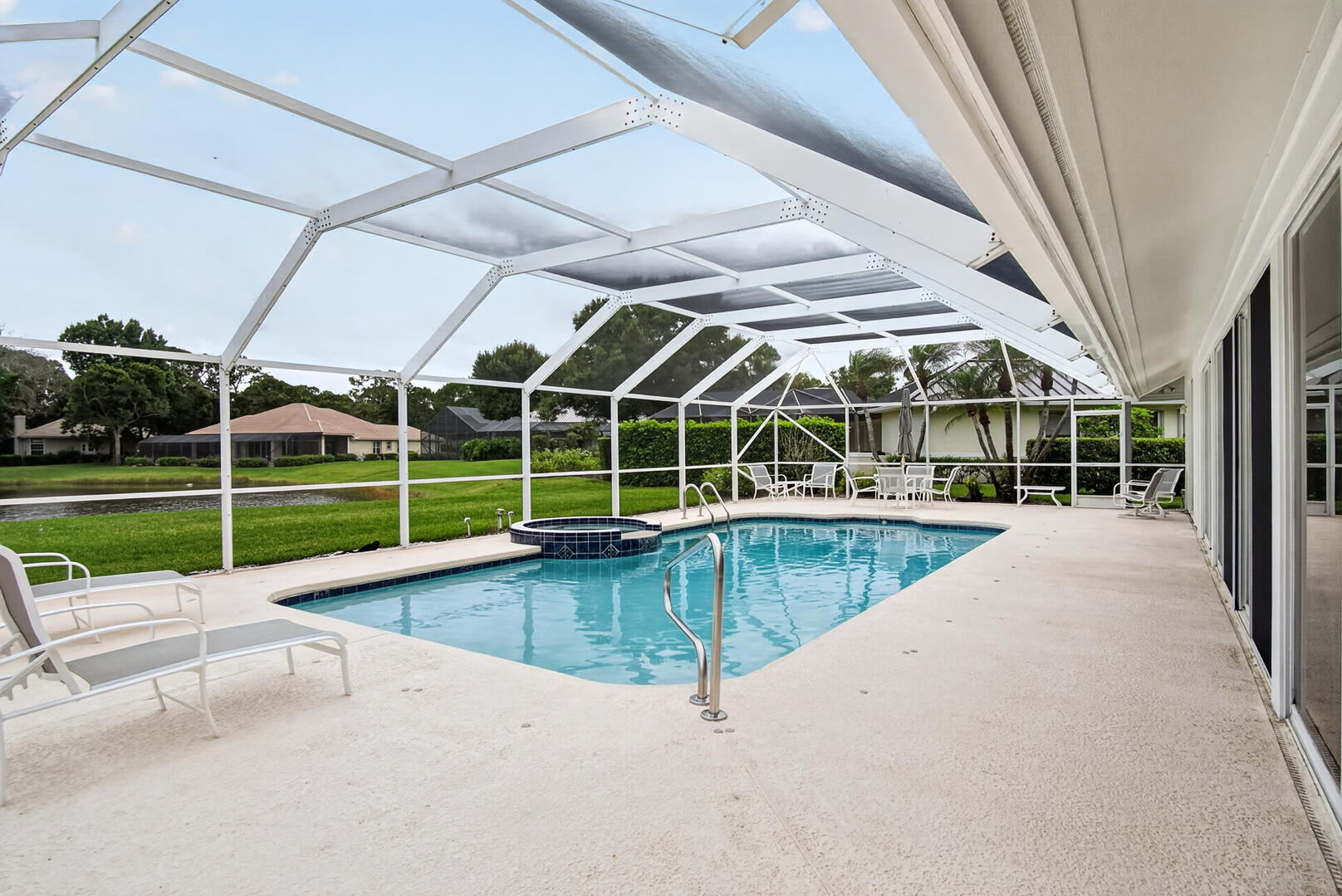 RESERVE CREEK - Residential