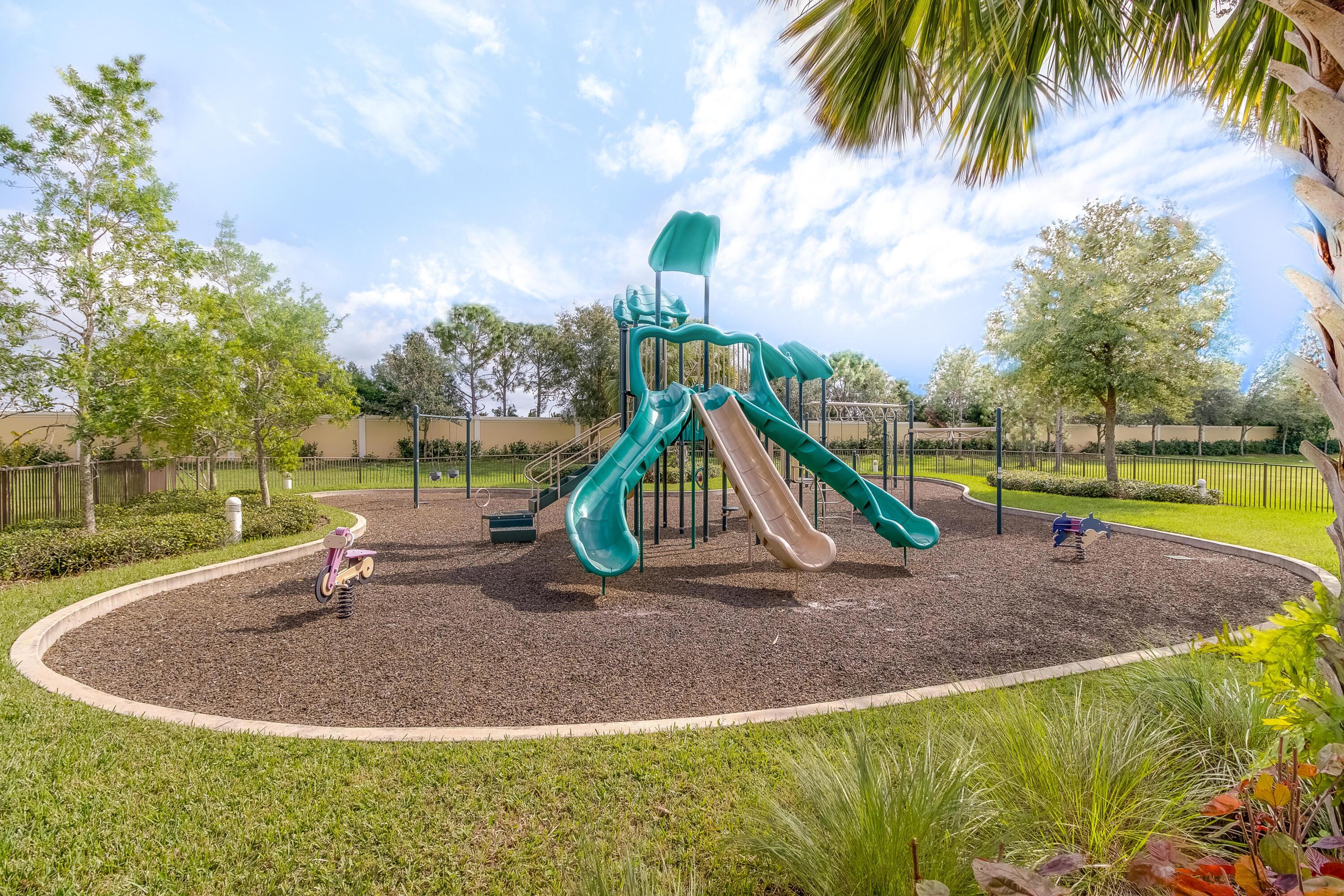 RESERVE CREEK - Residential