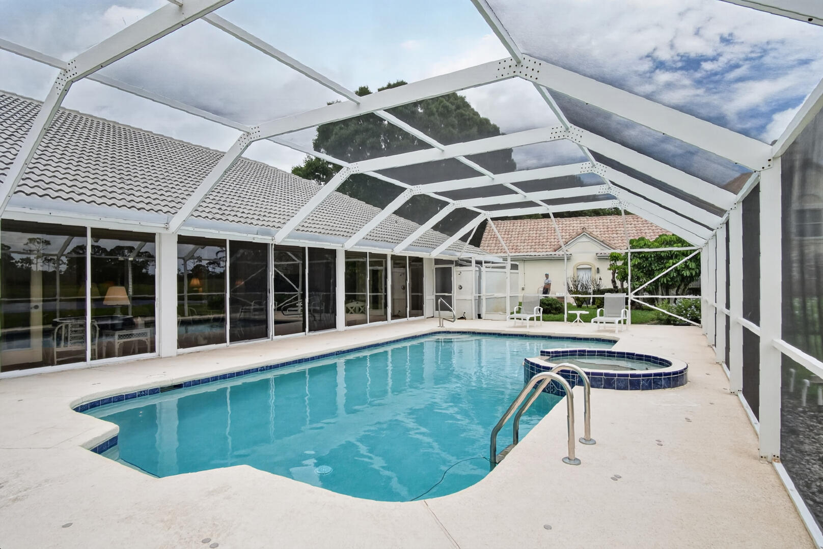 RESERVE CREEK - Residential