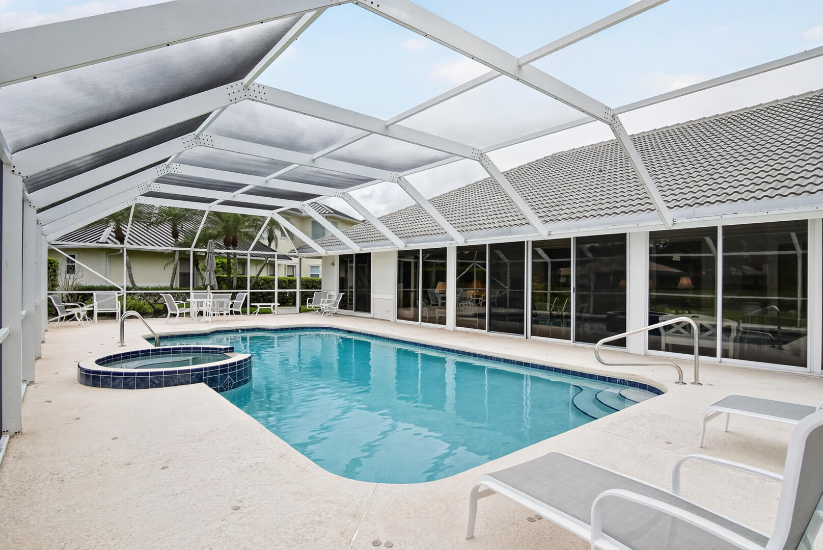 RESERVE CREEK - Residential