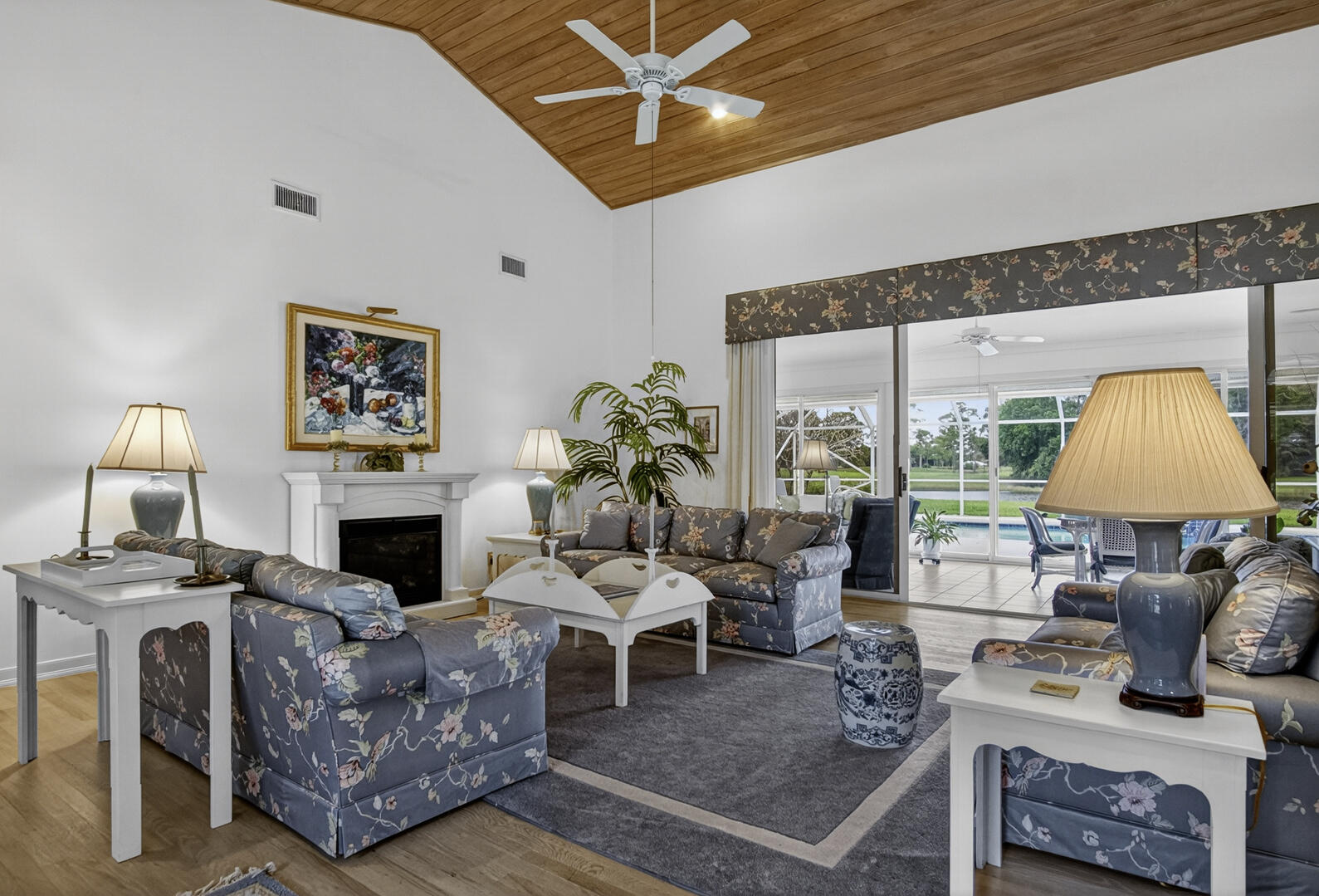 RESERVE CREEK - Residential