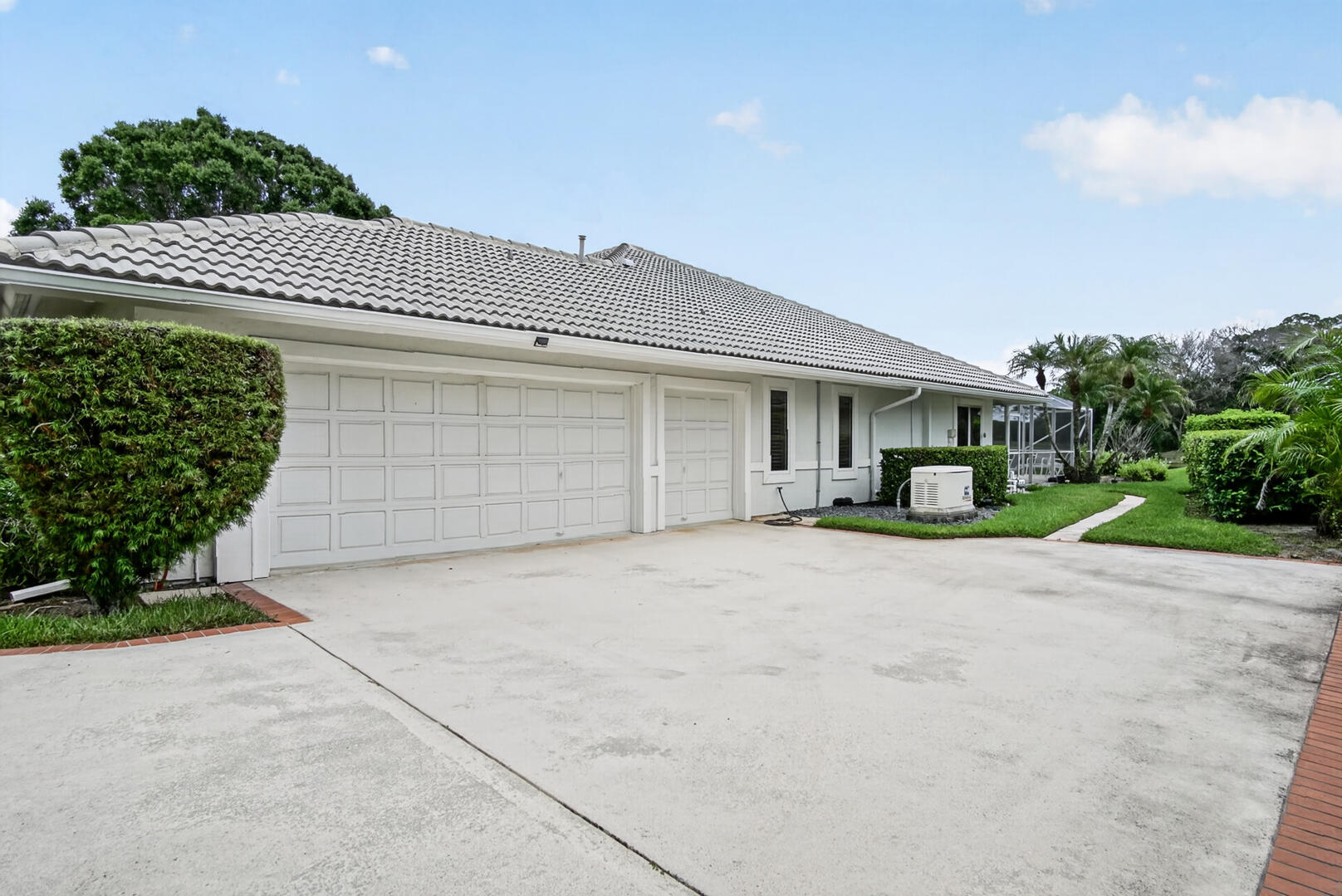 RESERVE CREEK - Residential