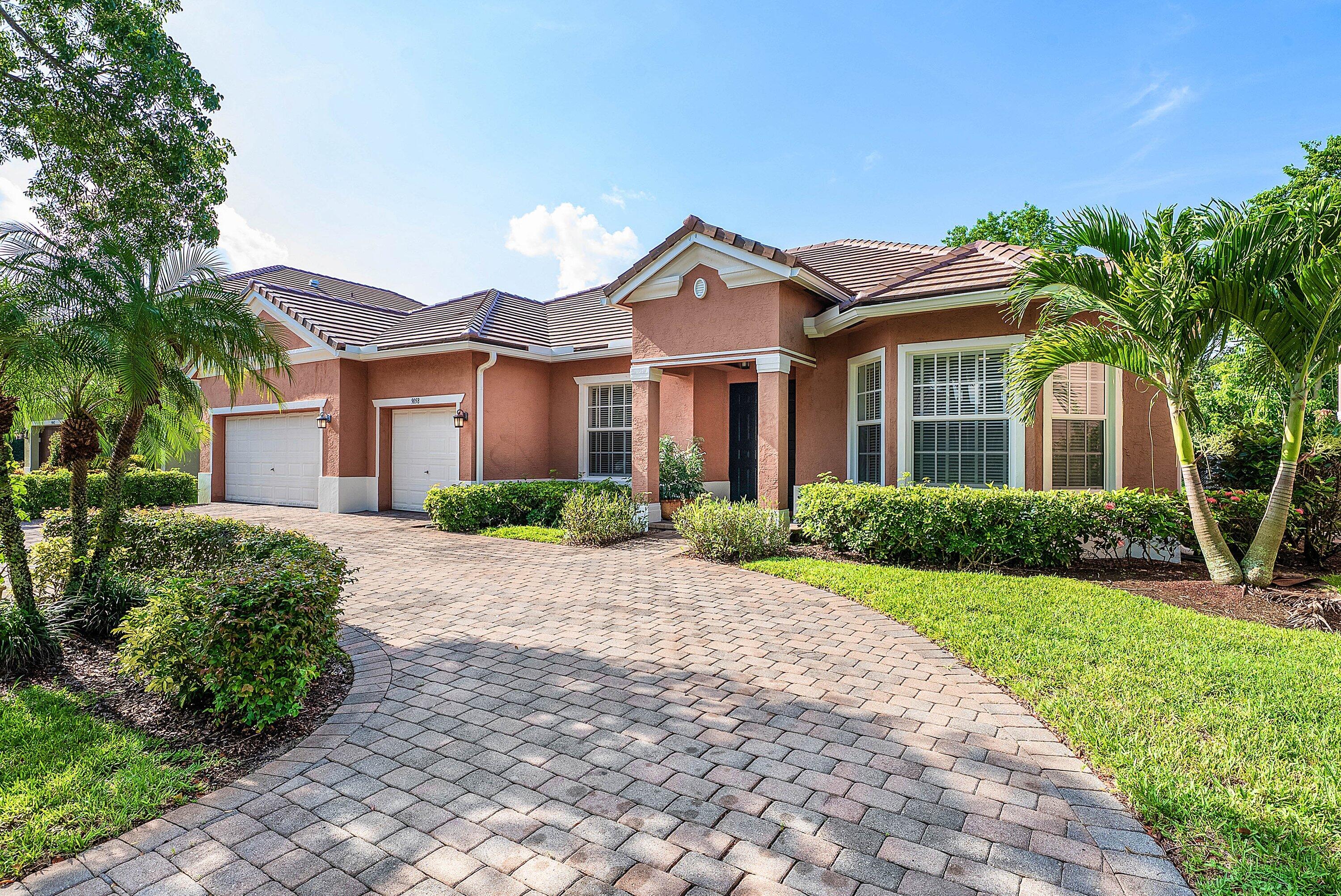 SAVANNAH ESTATES - Residential