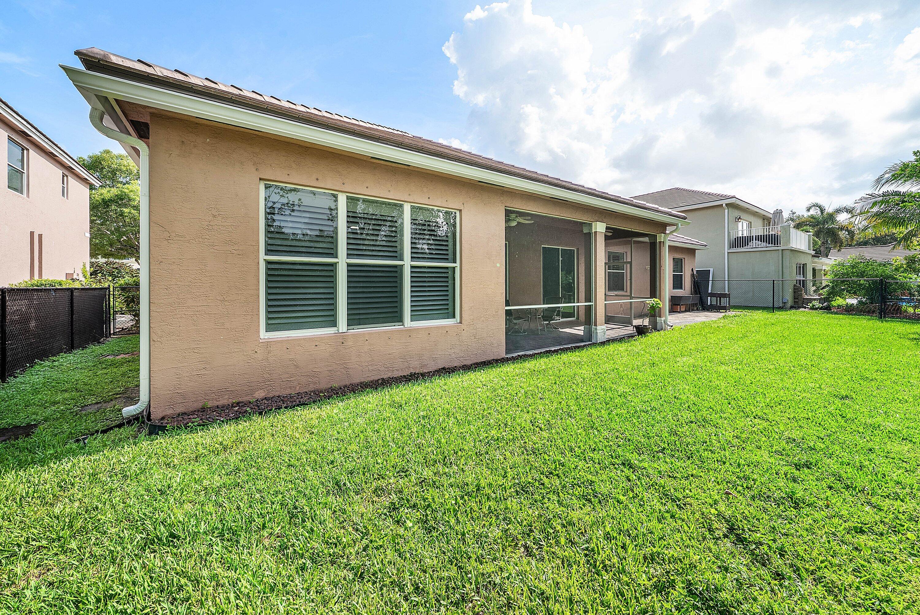 SAVANNAH ESTATES - Residential