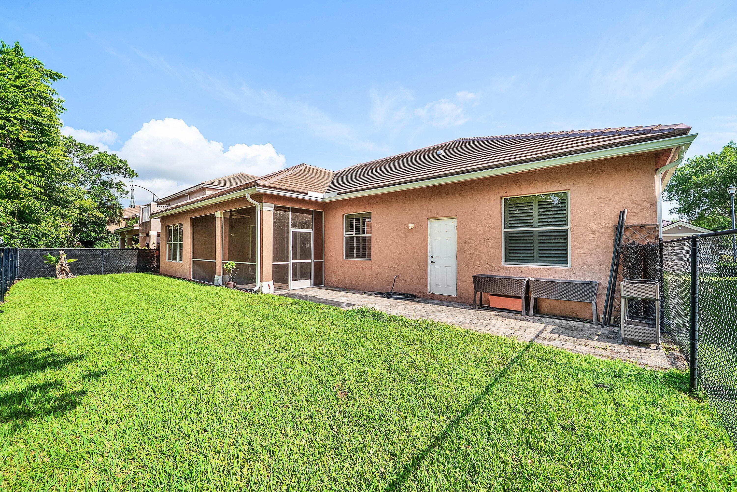 SAVANNAH ESTATES - Residential