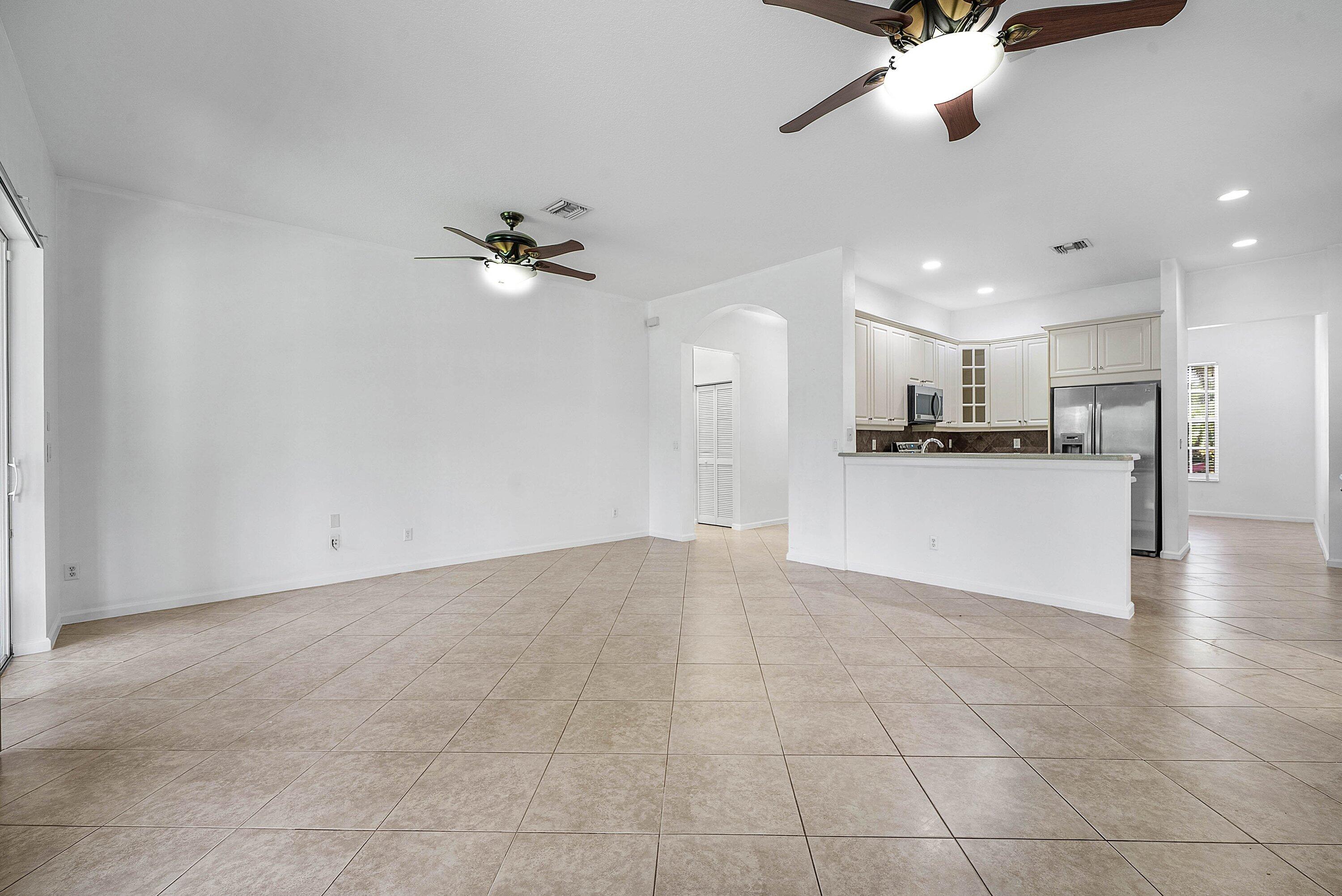 SAVANNAH ESTATES - Residential