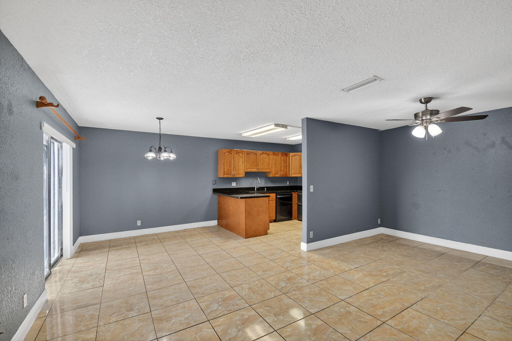 WOODLANDS OF PALM SPRINGS - Residential Lease