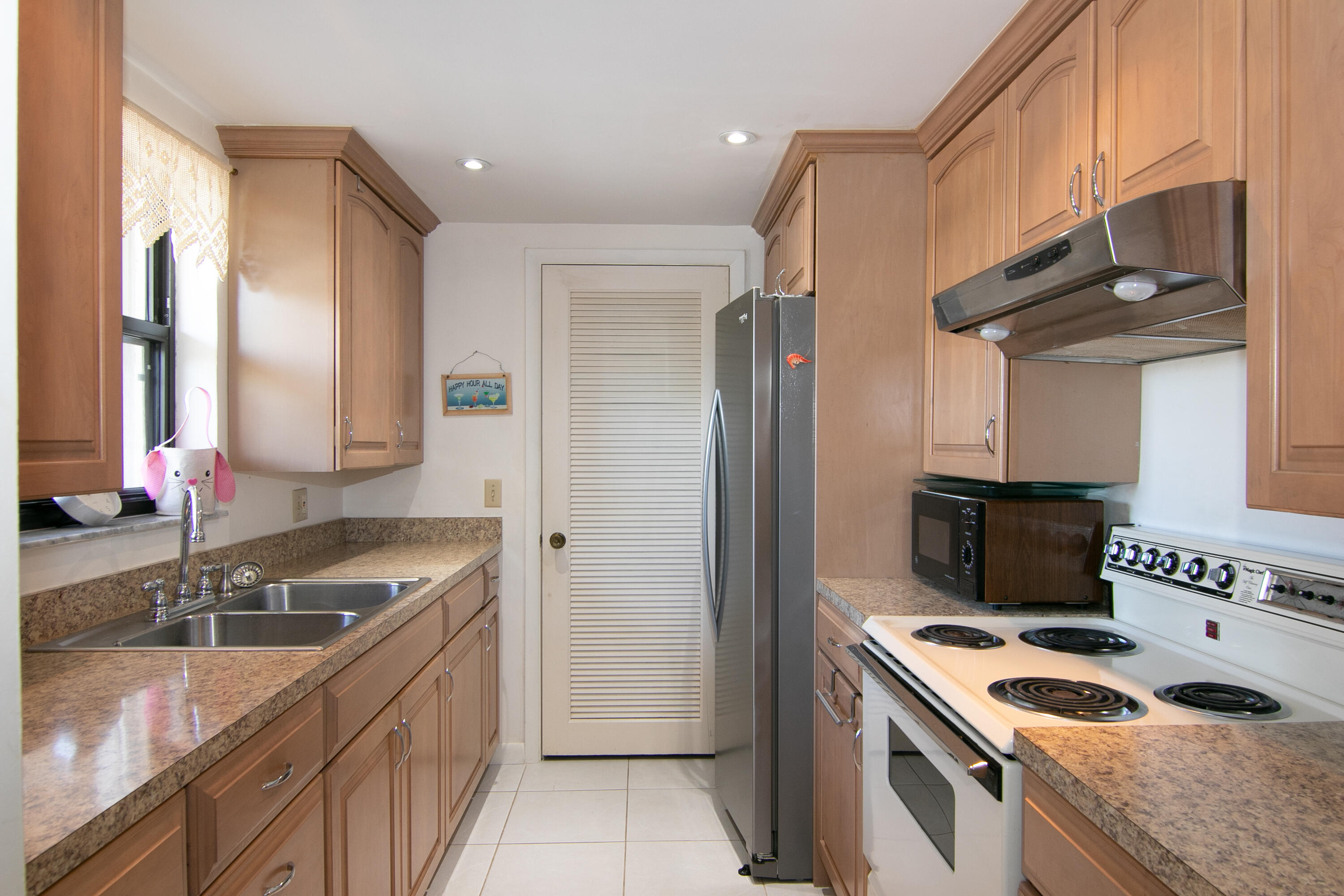 HIDDEN HARBOUR OF THE PALM BEACHES CONDO - Residential