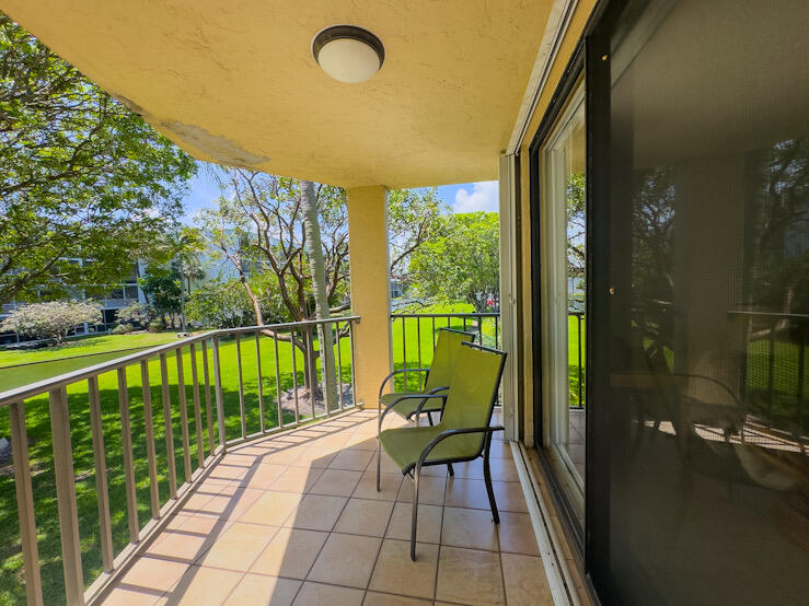 HIDDEN HARBOUR OF THE PALM BEACHES CONDO - Residential