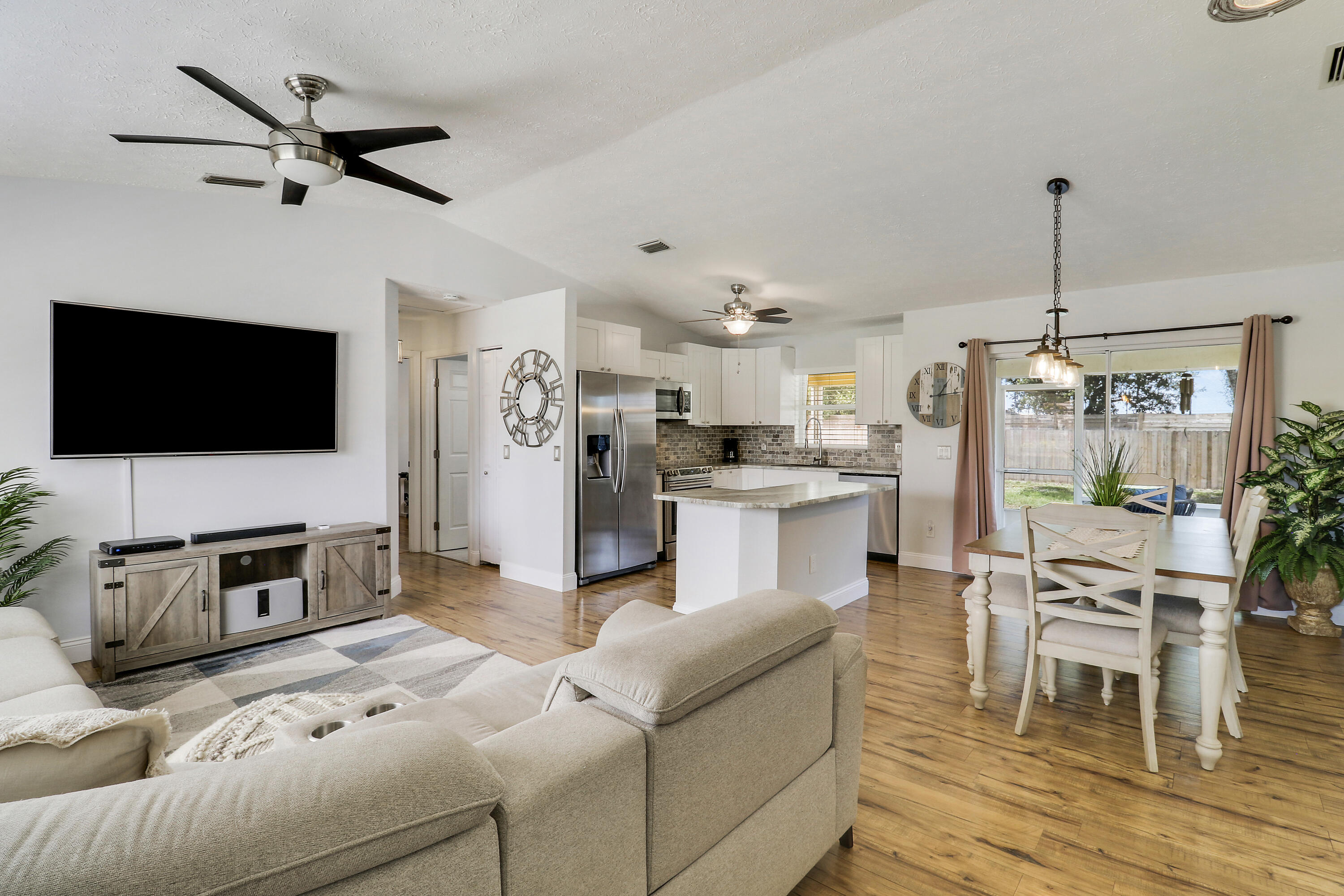 PORT ST LUCIE SECTION 15 - Residential