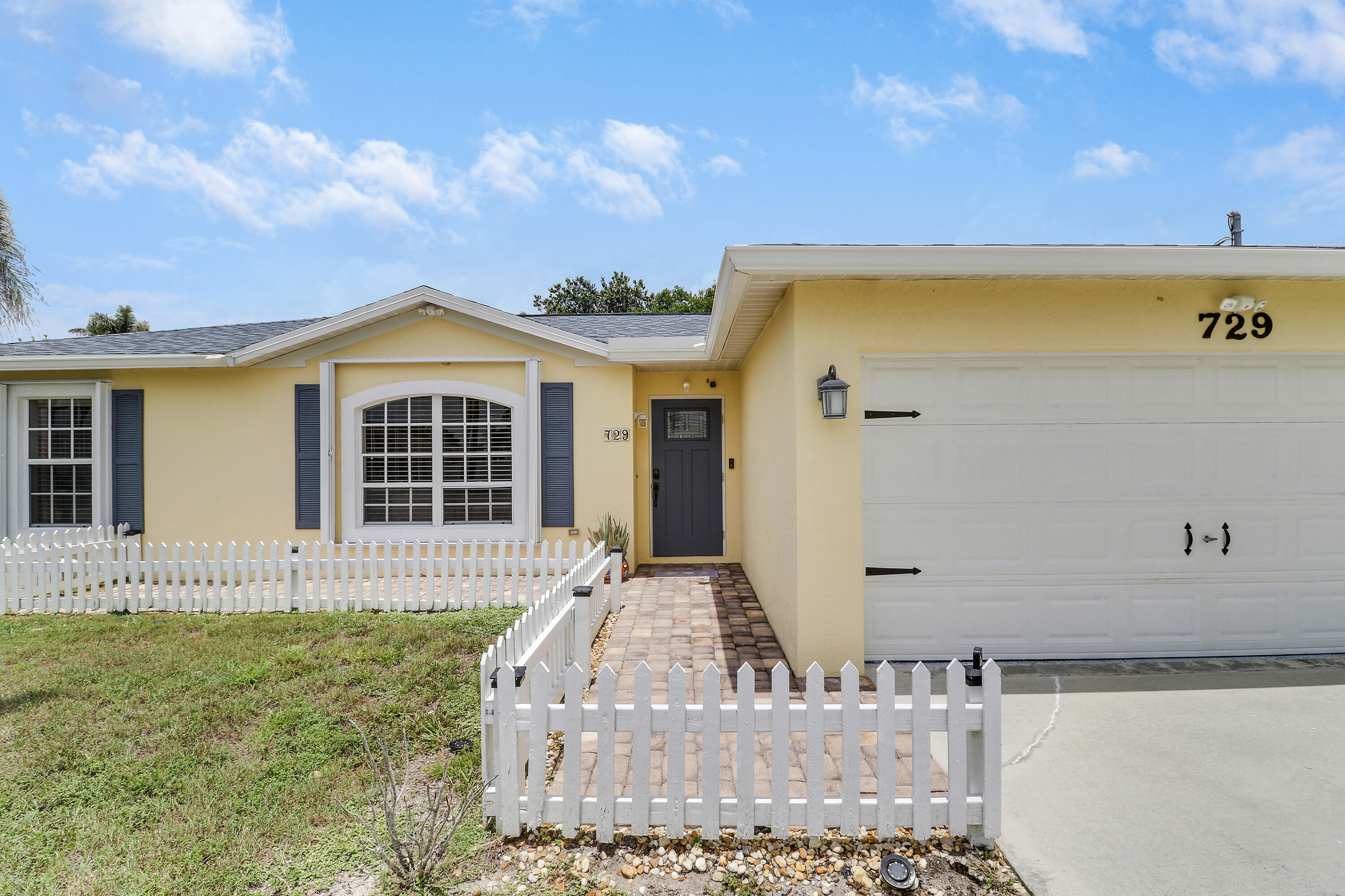 PORT ST LUCIE SECTION 15 - Residential