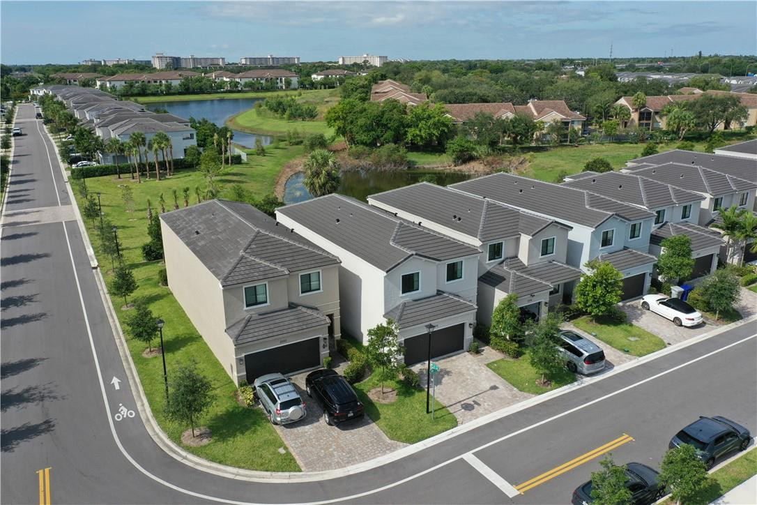 Residences At Palm Aire - Residential