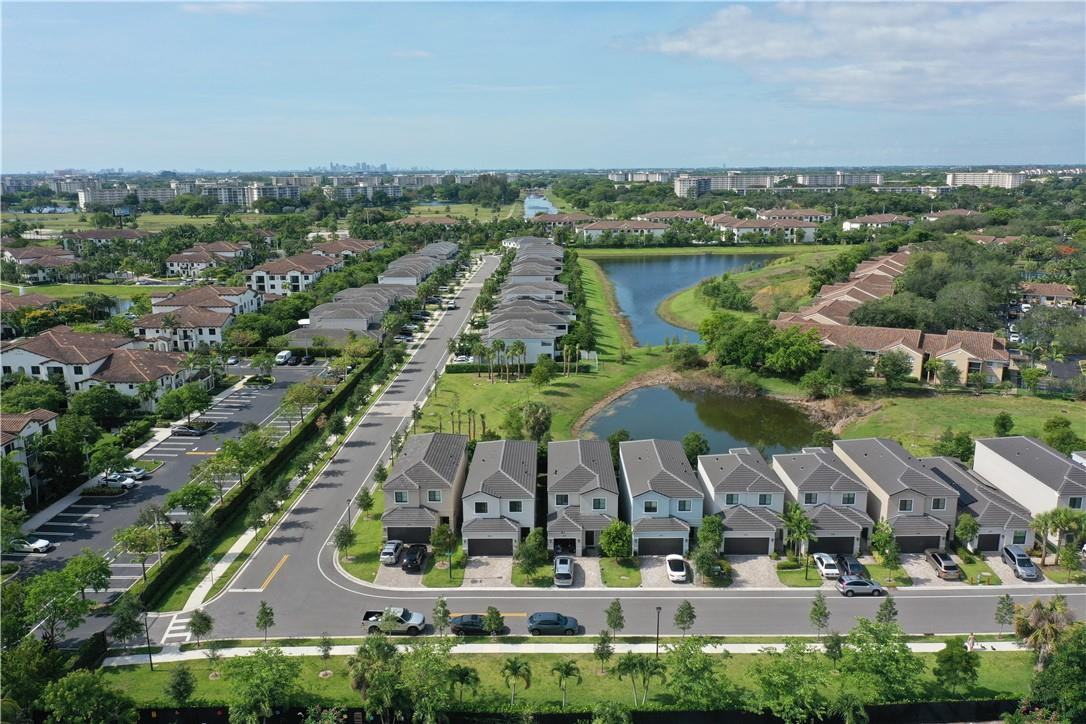 Residences At Palm Aire - Residential
