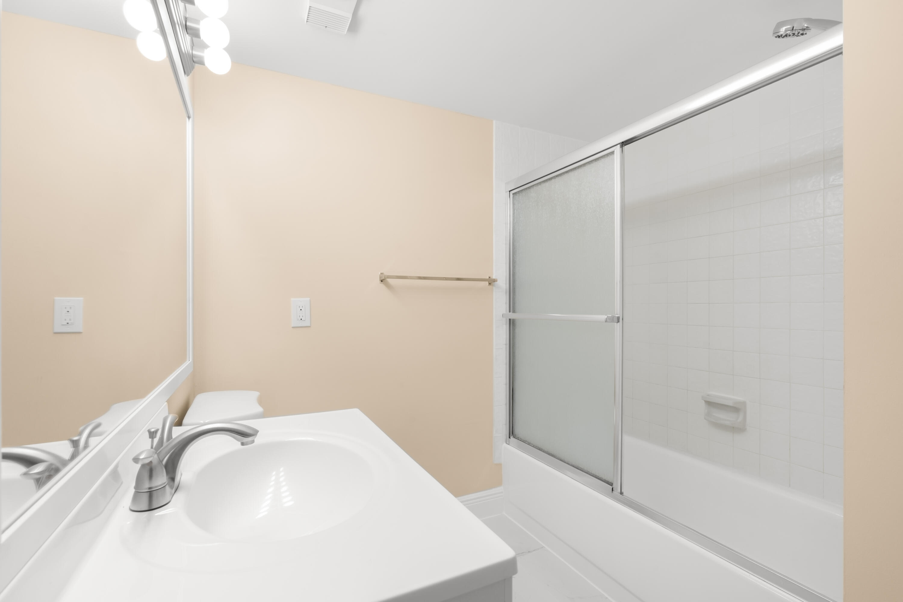 CITATION WAY CONDO - Residential Lease