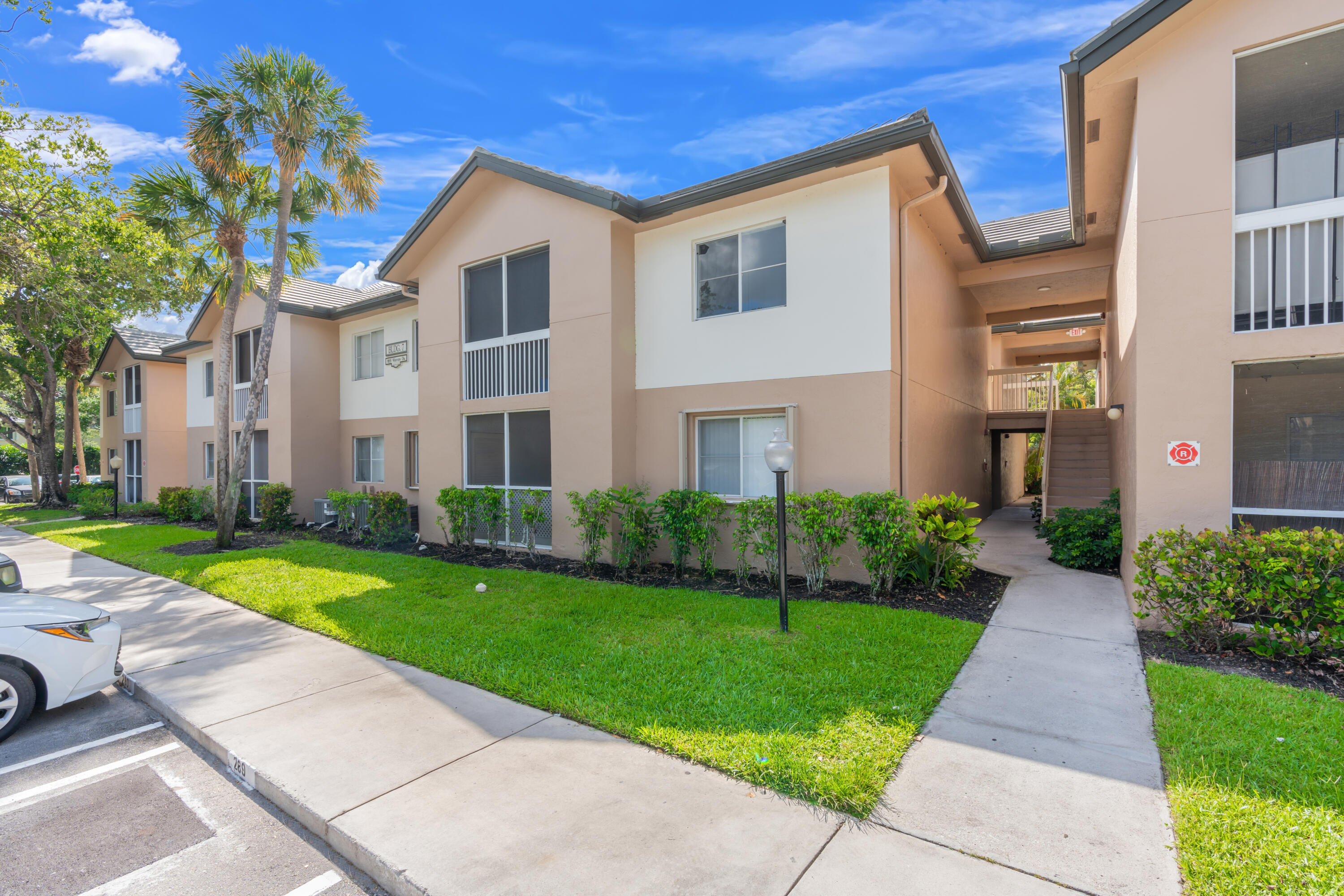 CITATION WAY CONDO - Residential Lease