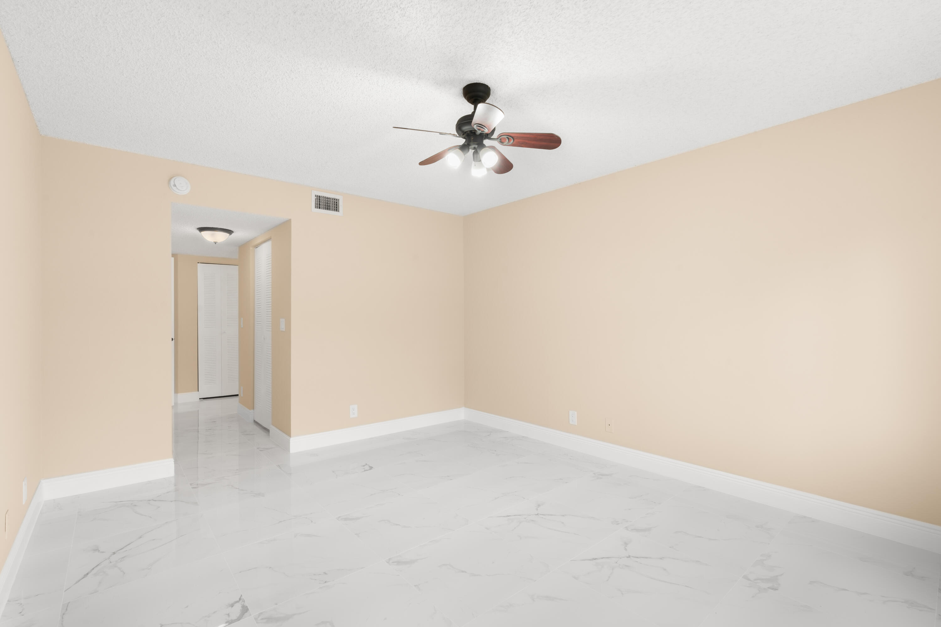 CITATION WAY CONDO - Residential Lease