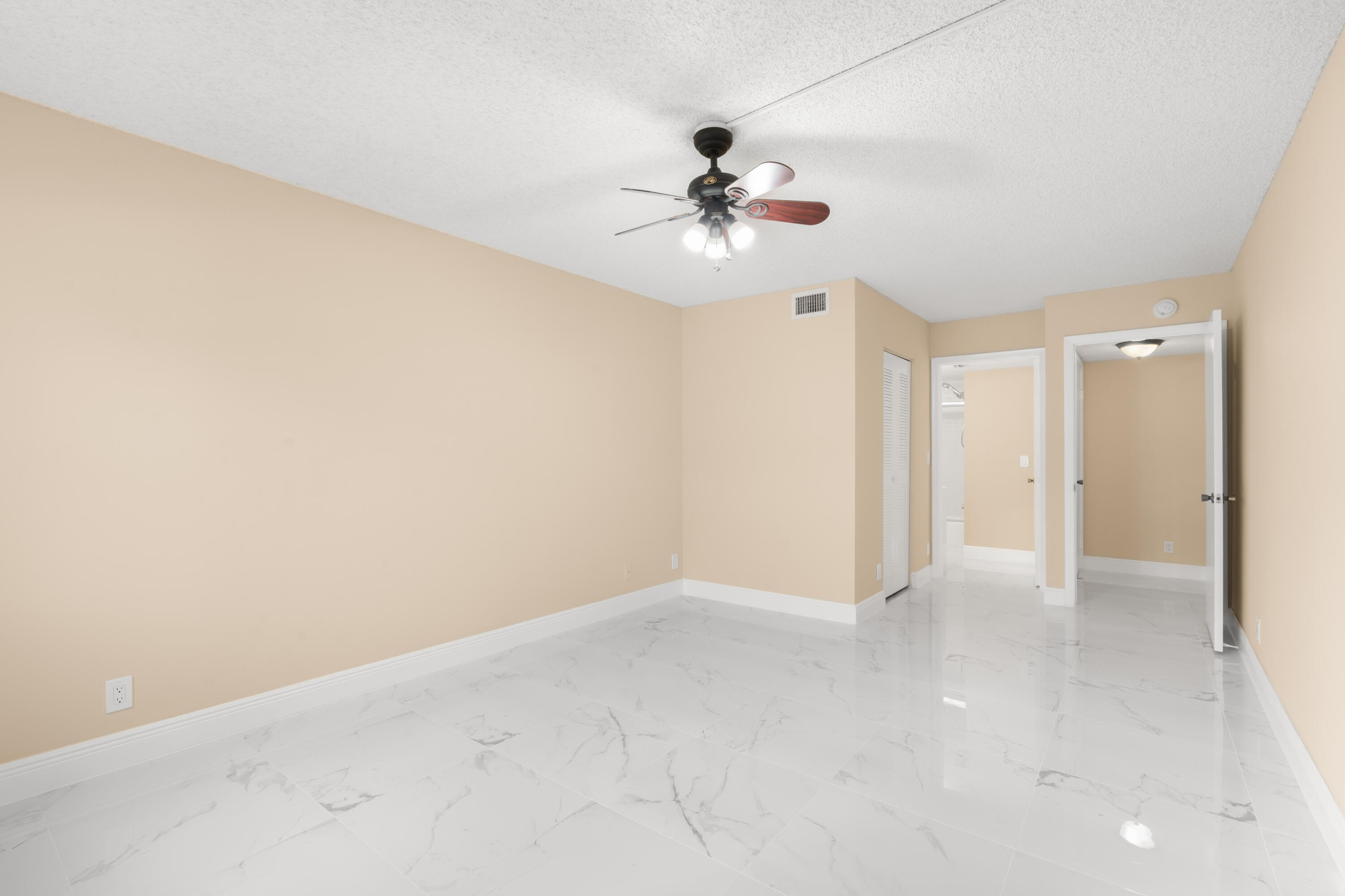 CITATION WAY CONDO - Residential Lease