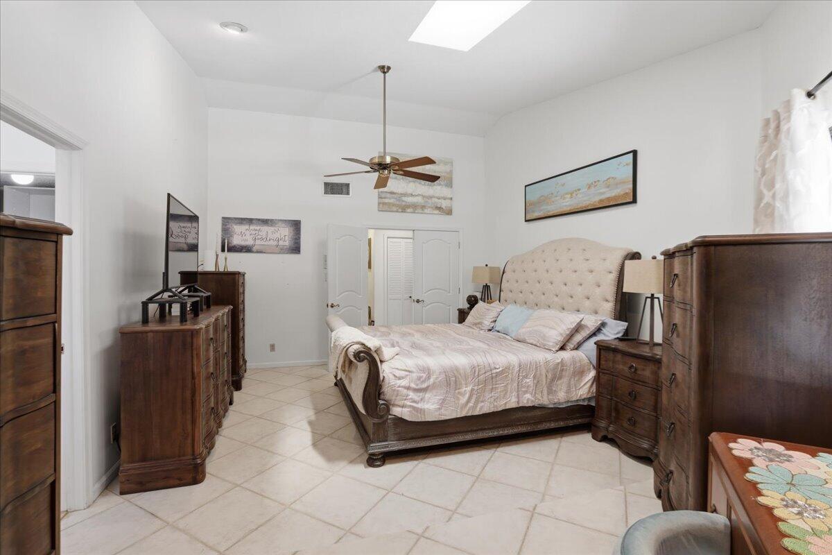 CYPRESS RUN - Residential