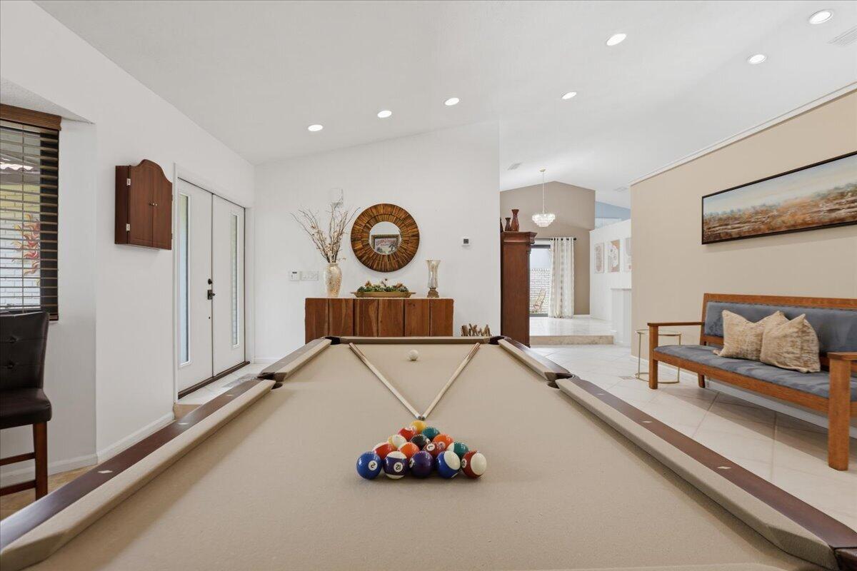 CYPRESS RUN - Residential