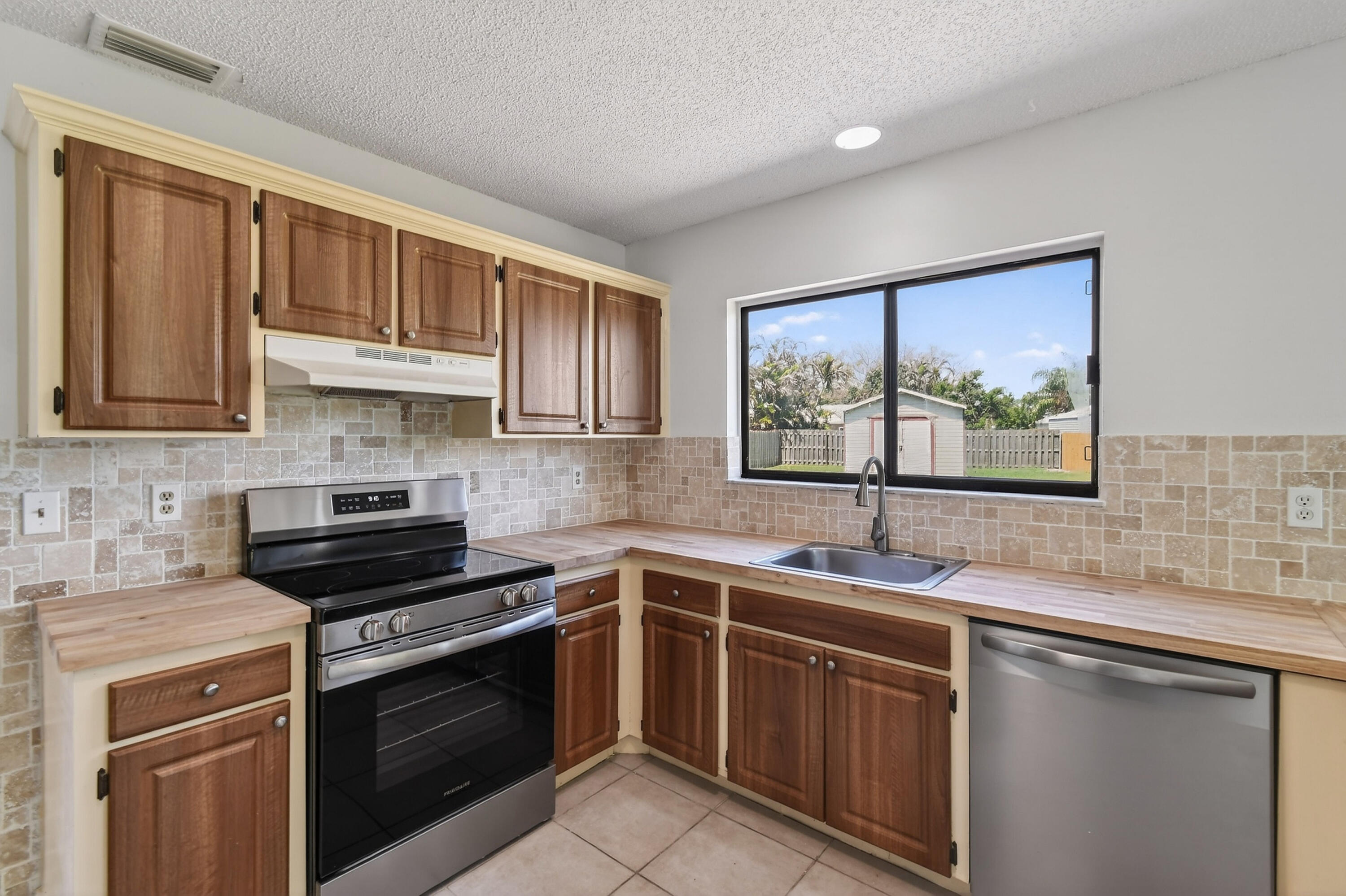 PORT ST LUCIE SECTION 52 - Residential