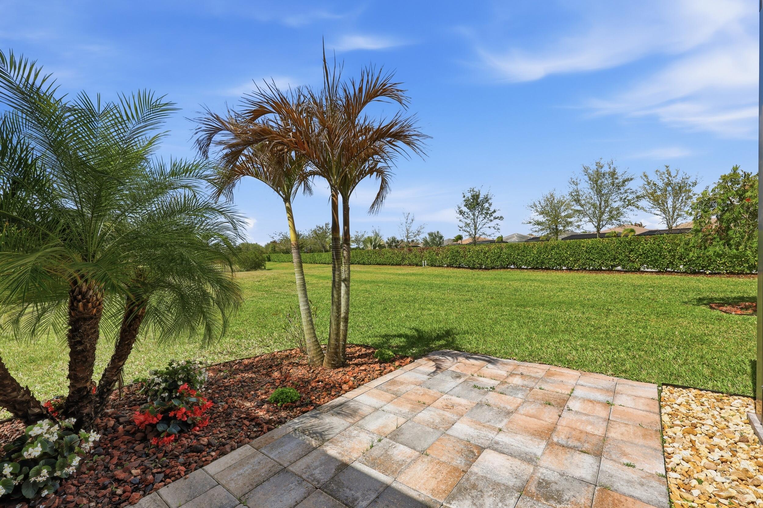 Valencia Cay - Residential