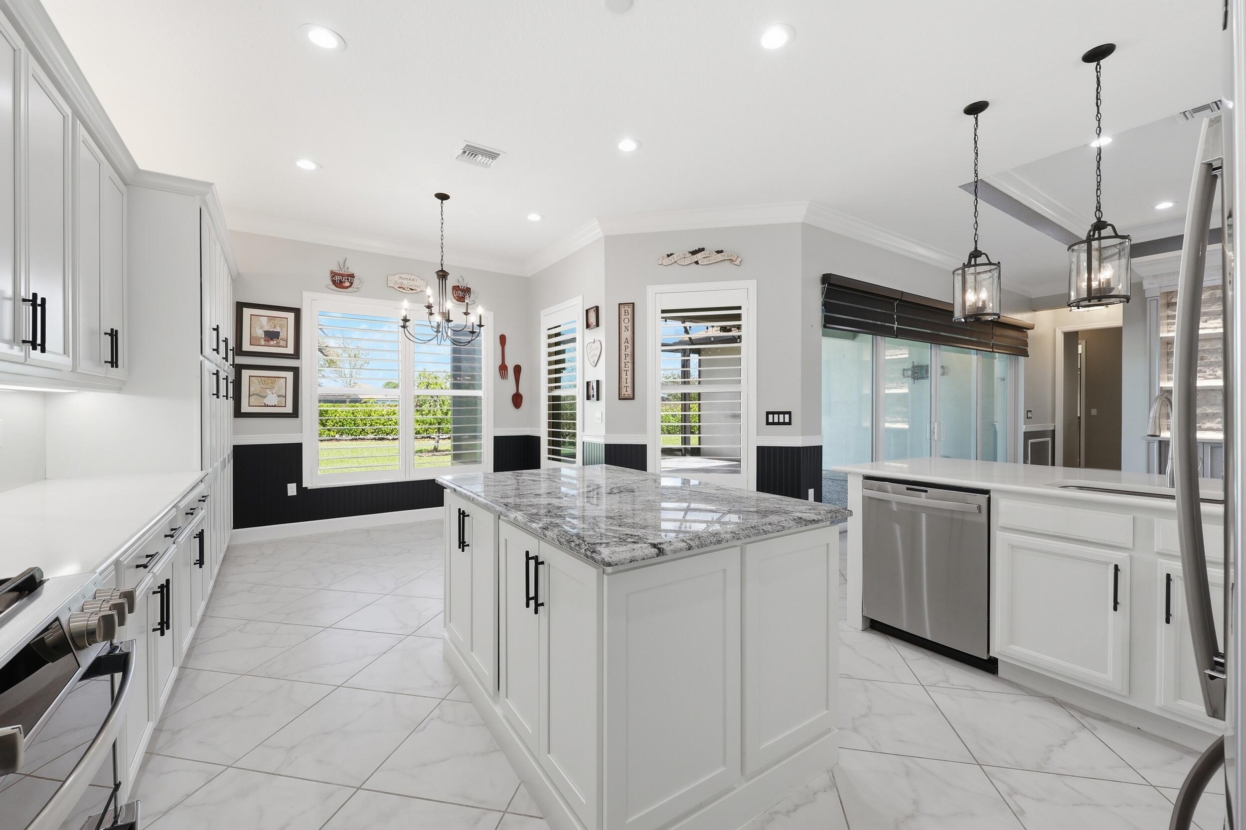Valencia Cay - Residential