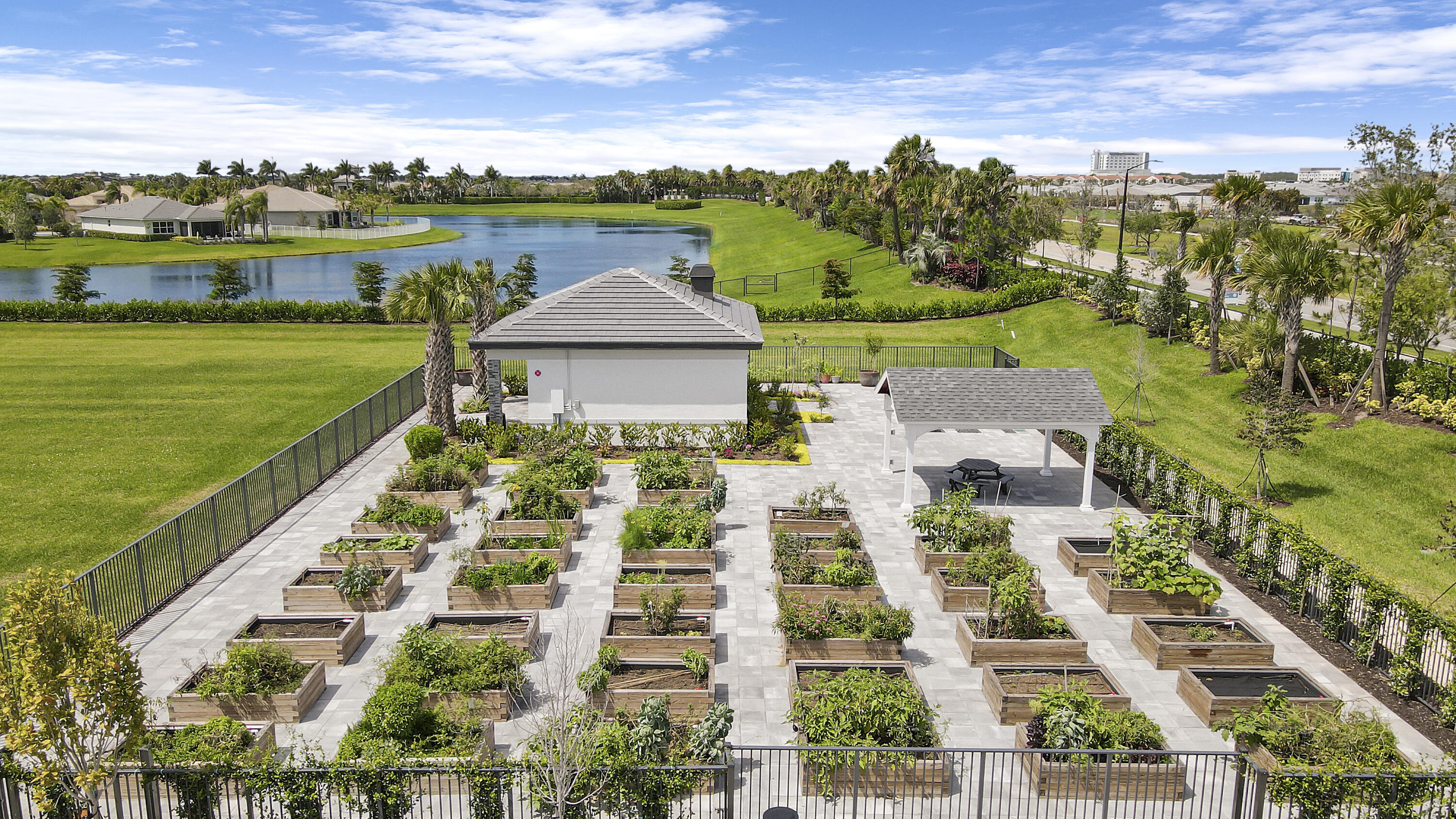 Valencia Cay - Residential