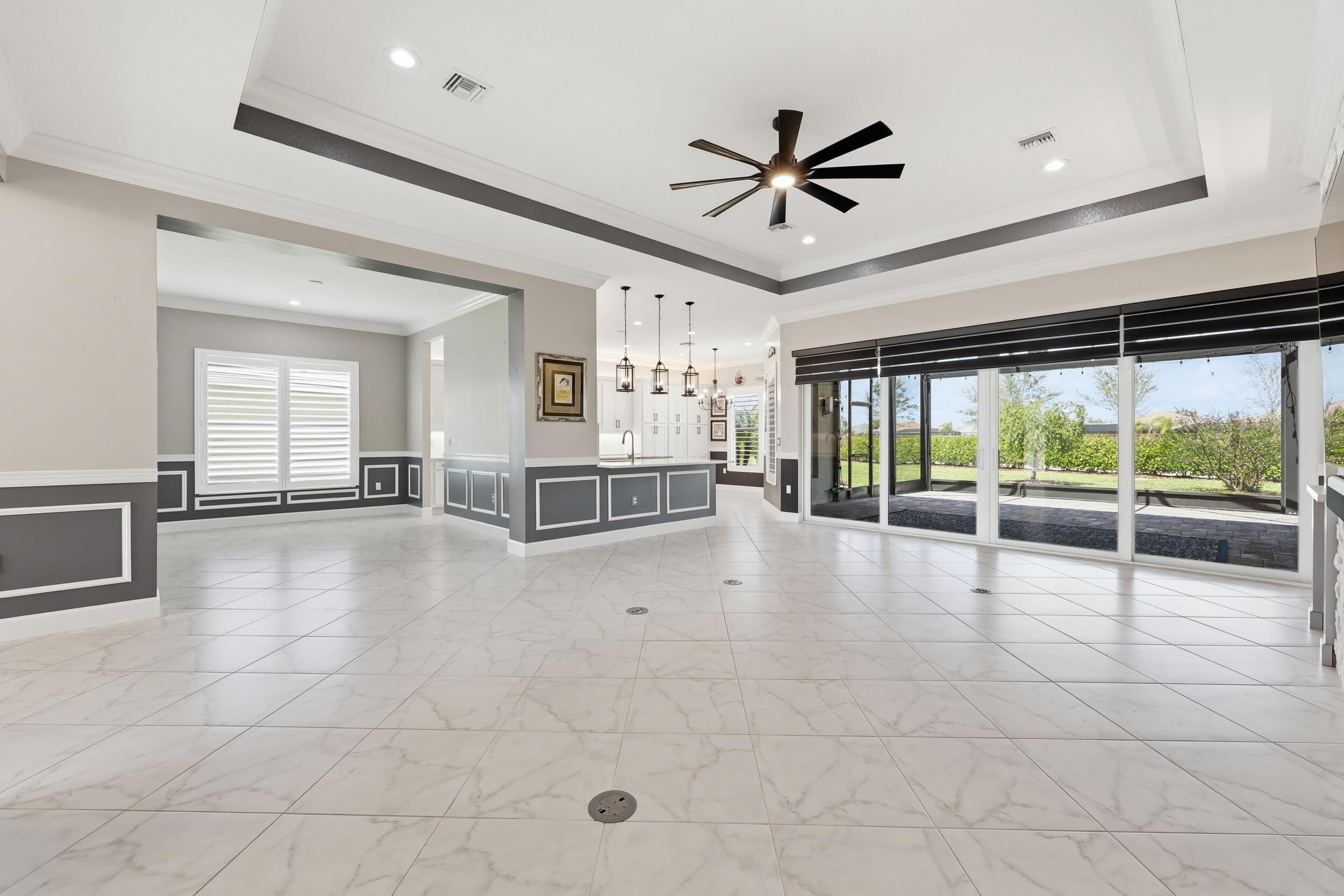 Valencia Cay - Residential