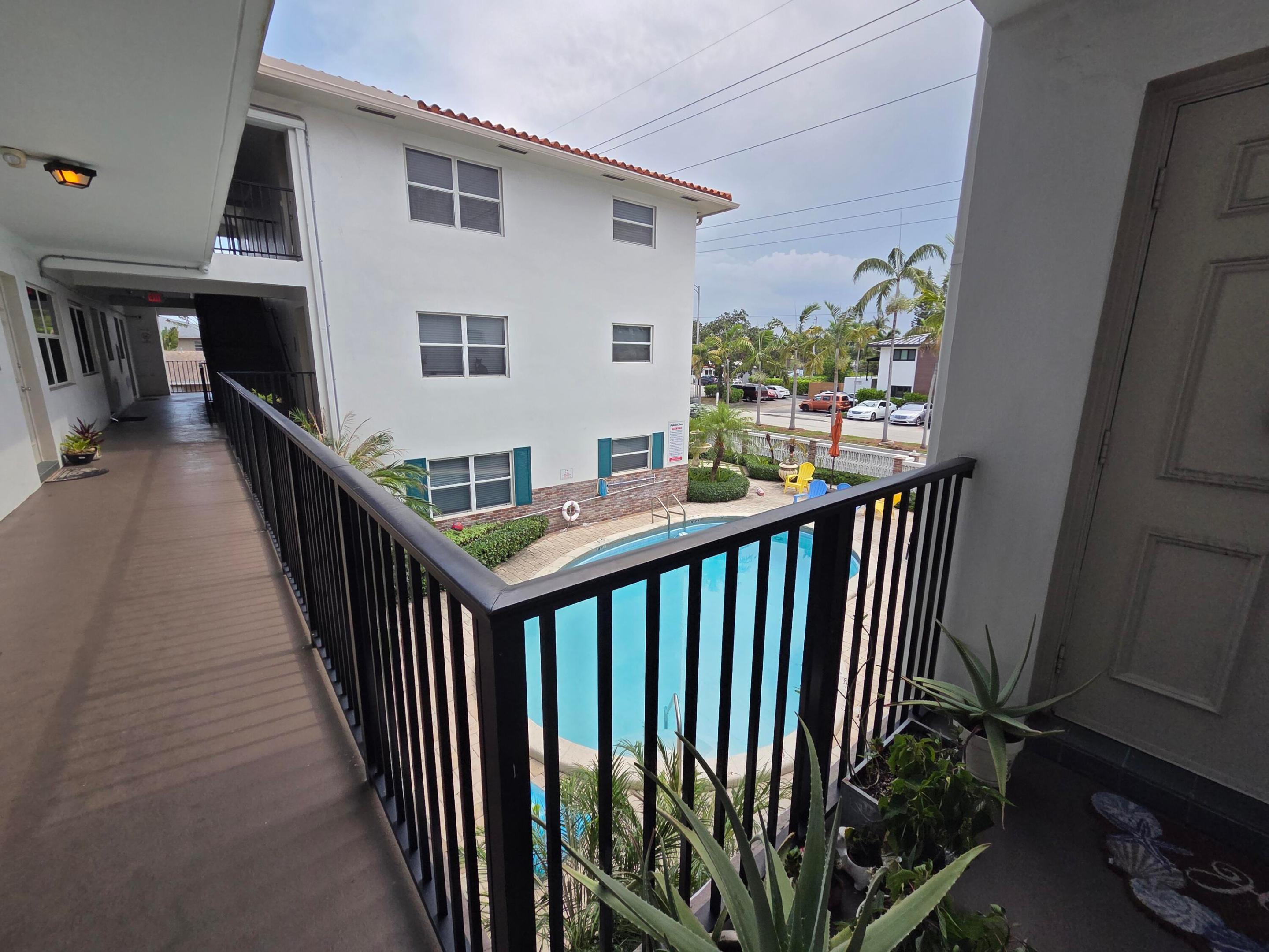 HIGHLAND TOWERS CONDOMINIUM - Residential Lease