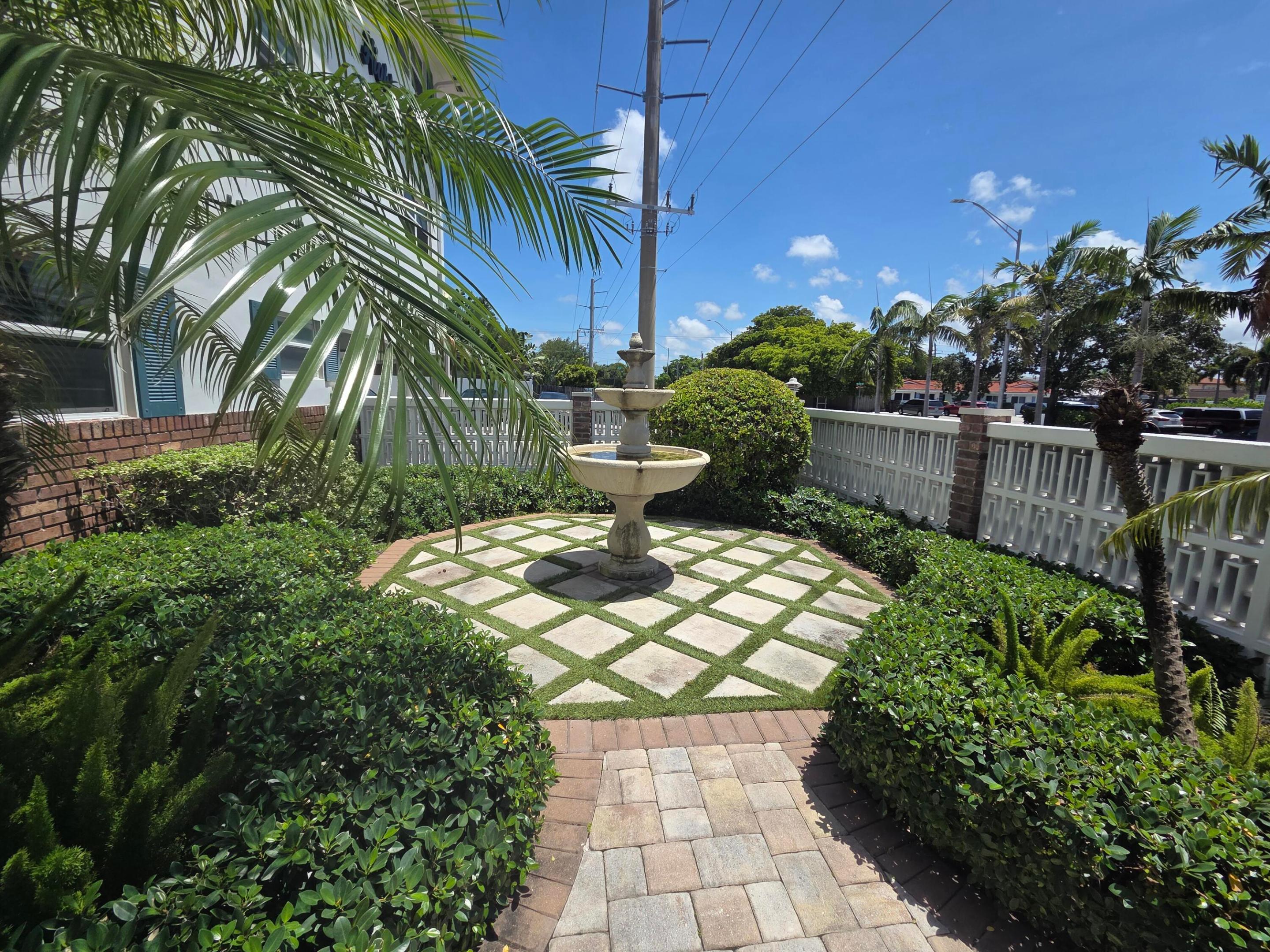 HIGHLAND TOWERS CONDOMINIUM - Residential Lease