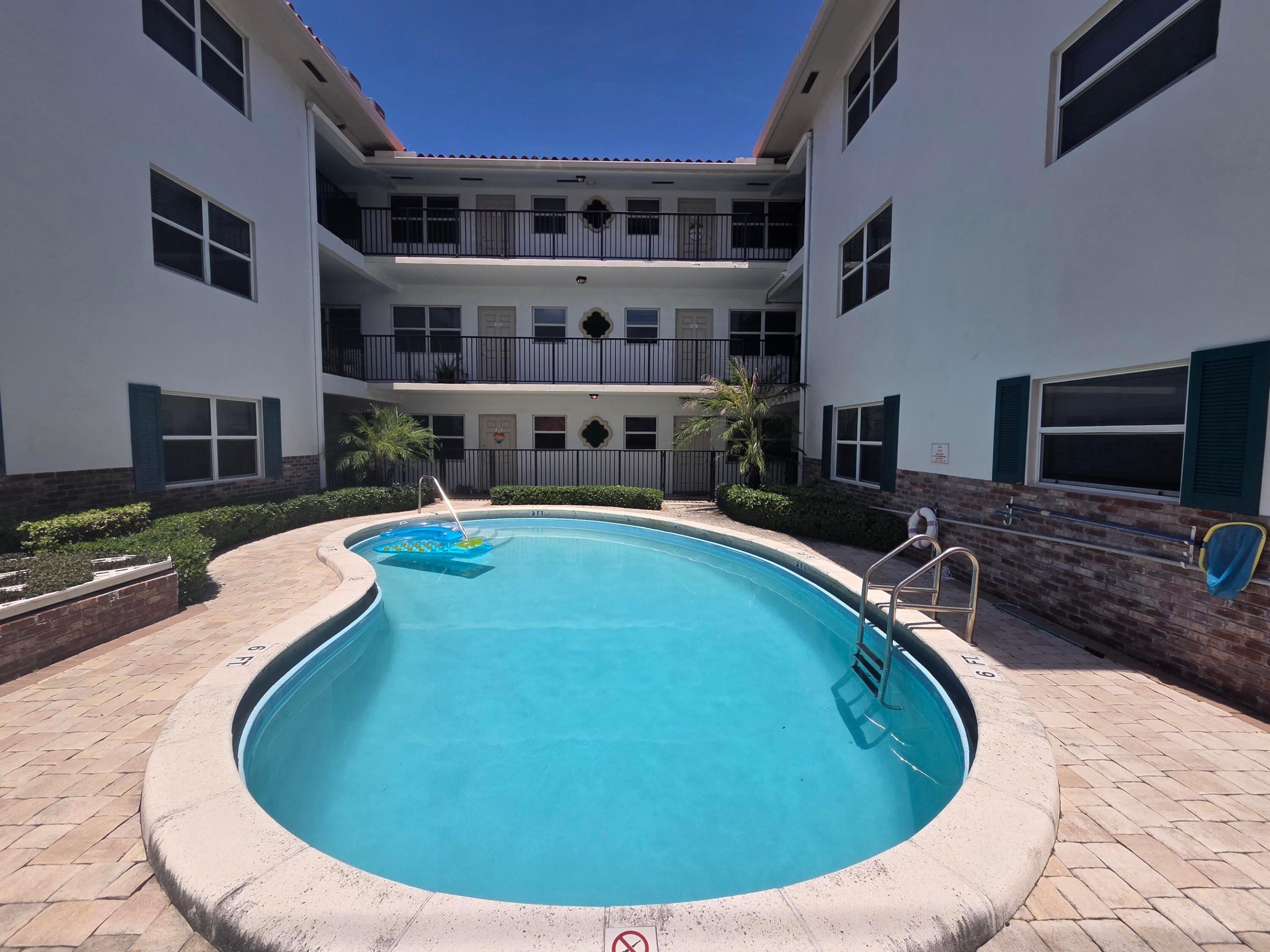 HIGHLAND TOWERS CONDOMINIUM - Residential Lease