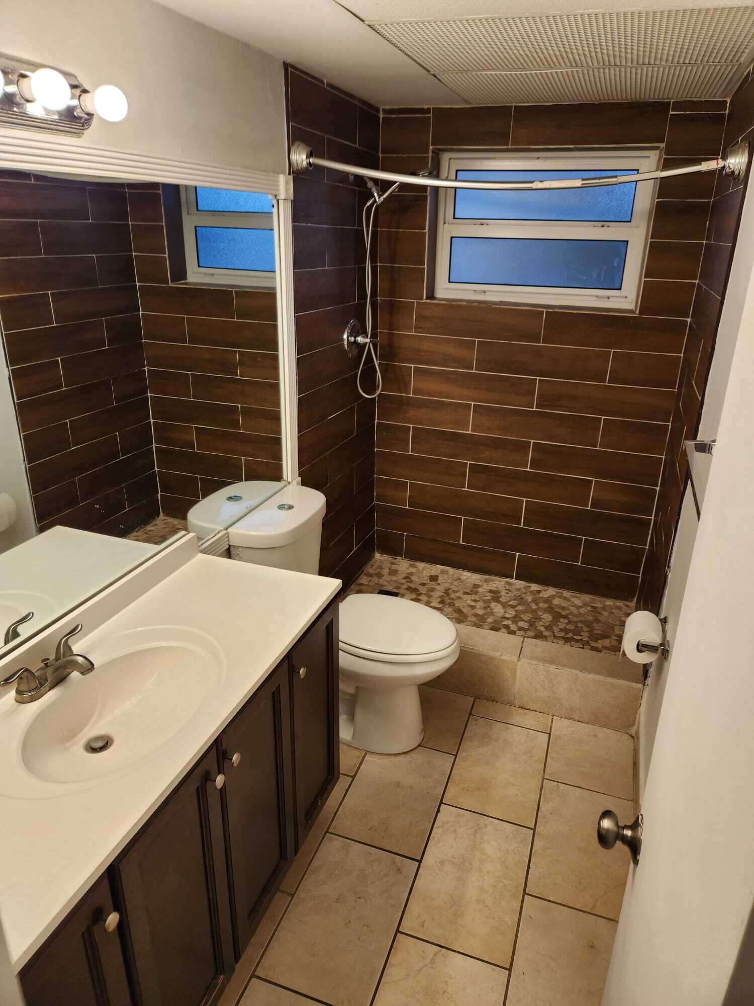 CRYSTAL LAKE 1021 CONDO - Residential Lease