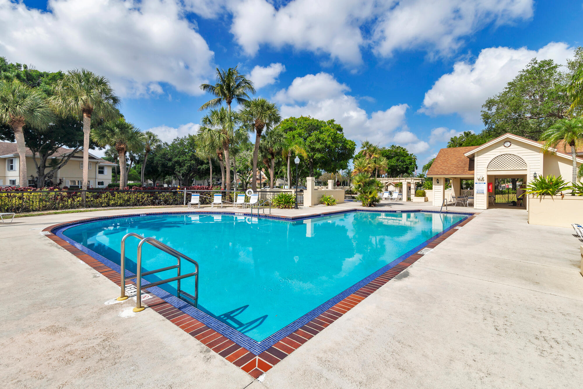 WELLESLEY AT LAKE CLARKE SHORES - Residential