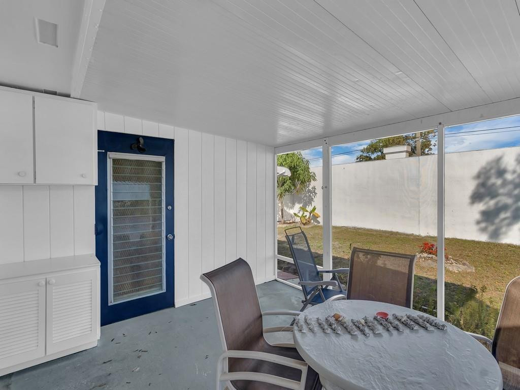 OAKMONT PARK ESTATES UNIT NO 3 - Residential Lease