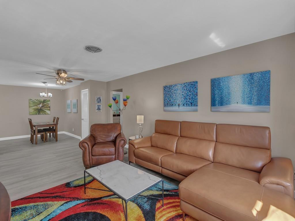 OAKMONT PARK ESTATES UNIT NO 3 - Residential Lease
