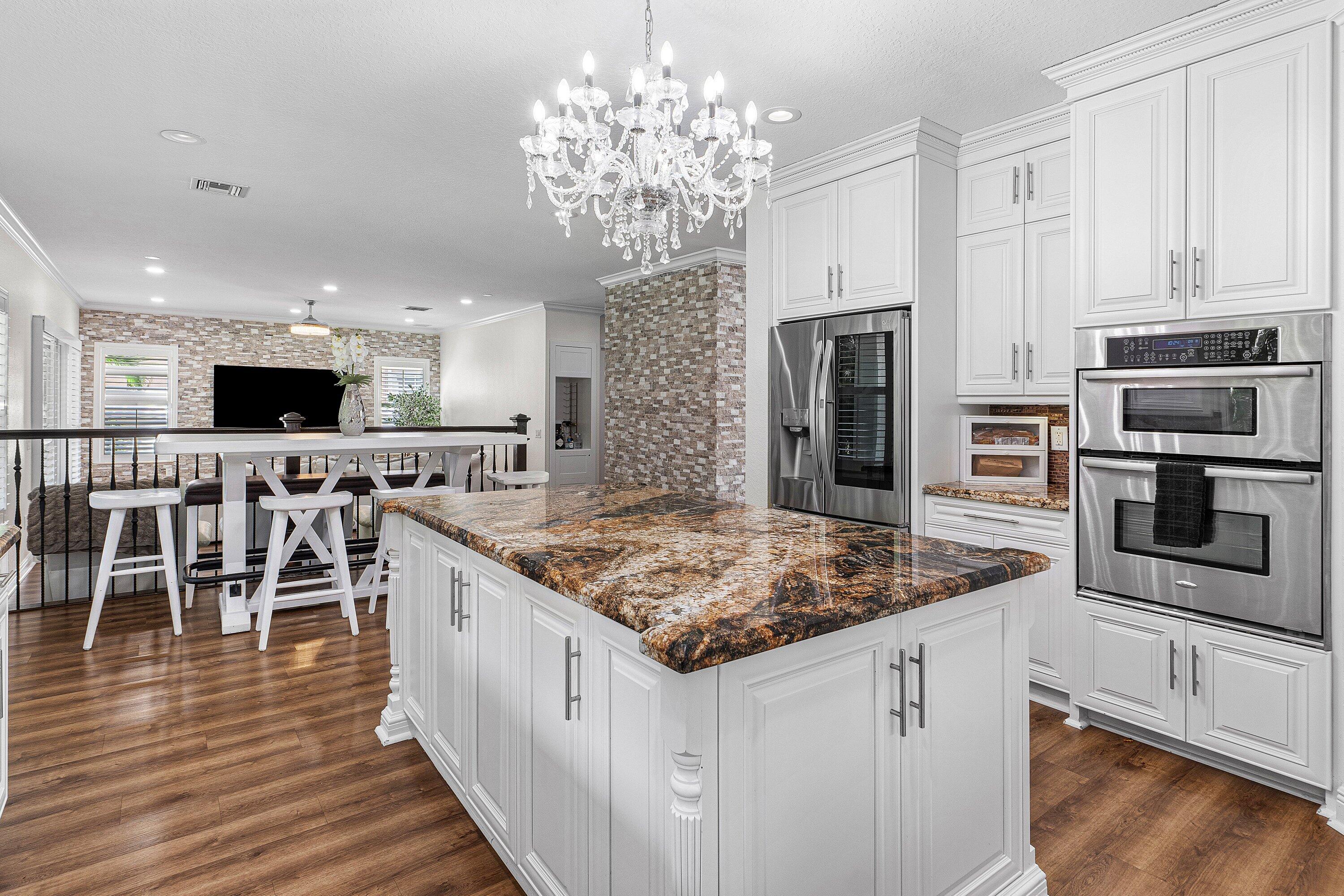 CANYON ISLES - Residential